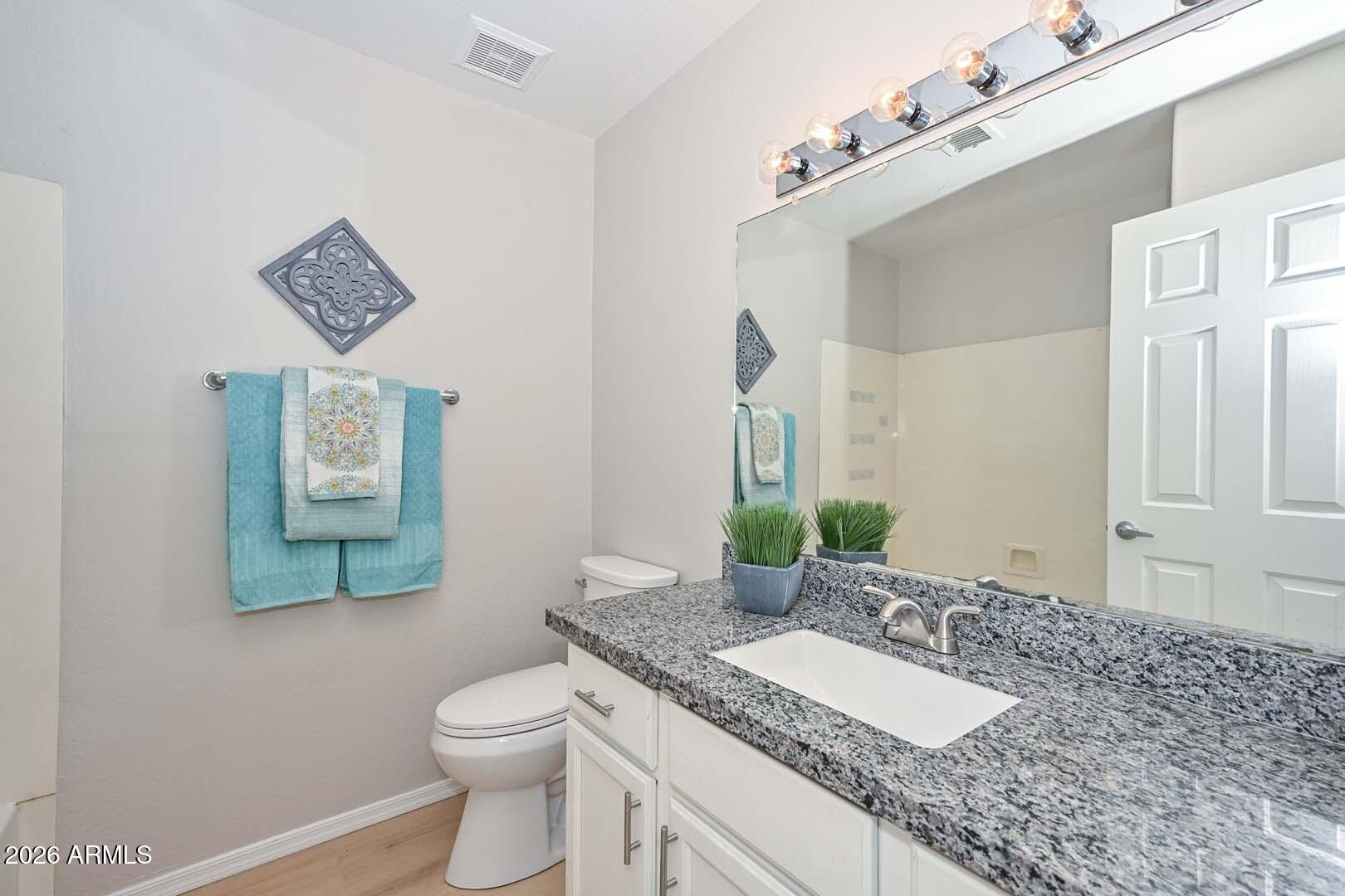 4805 E KACHINA Trail 10