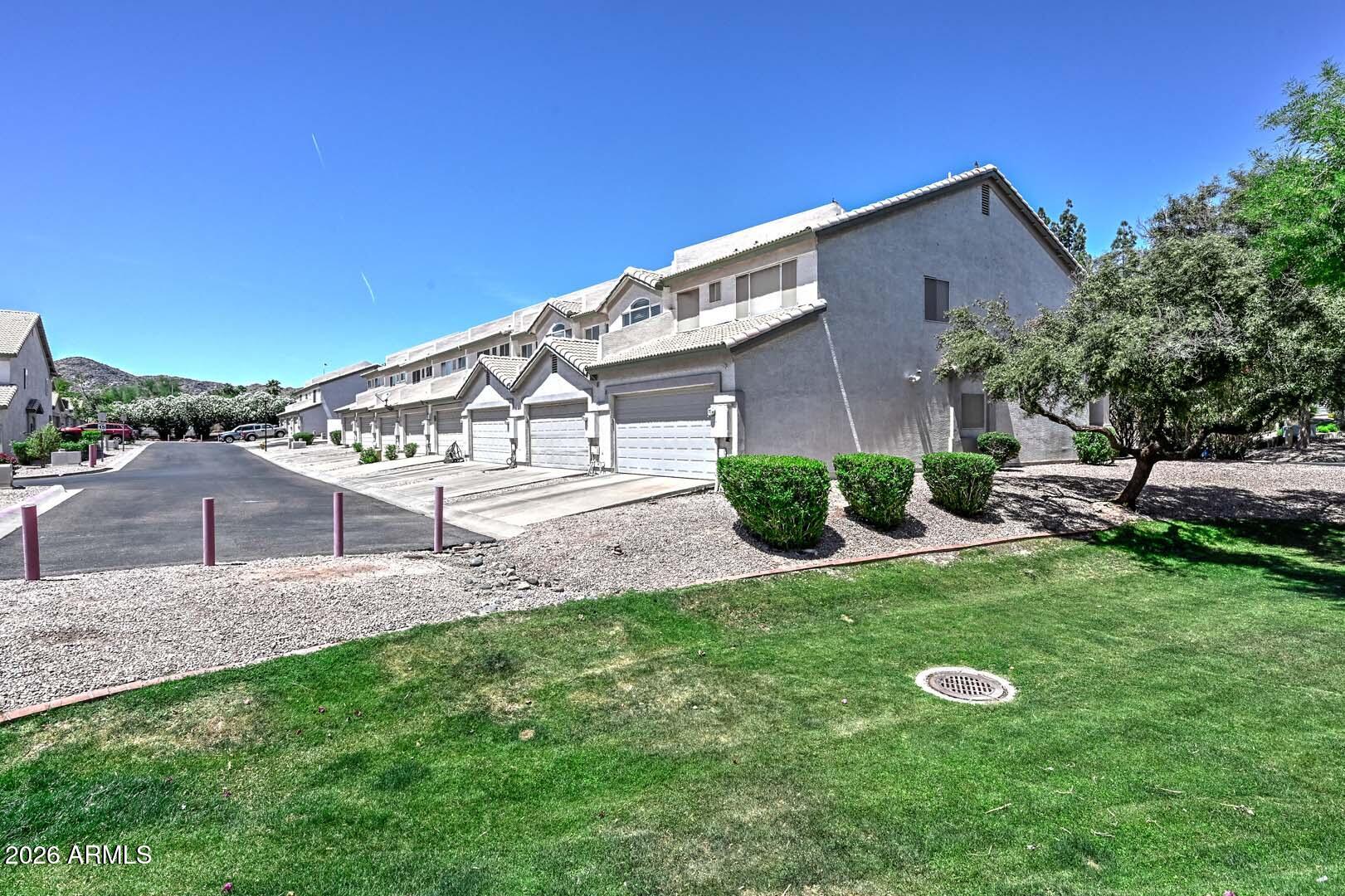 4805 E KACHINA Trail 10