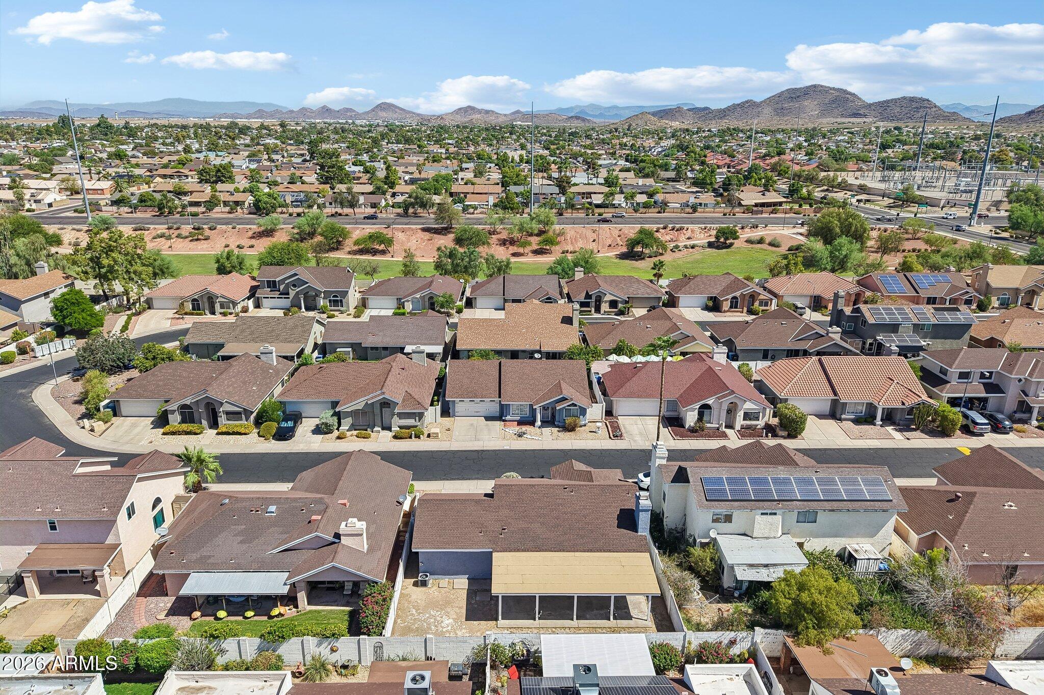 1029 E ANNETTE Drive