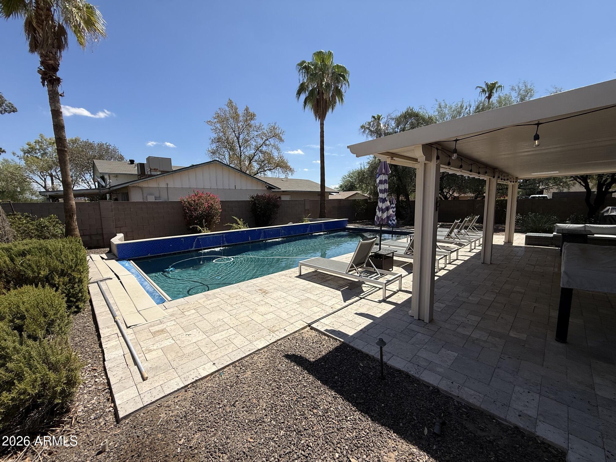 3809 N 87TH Place