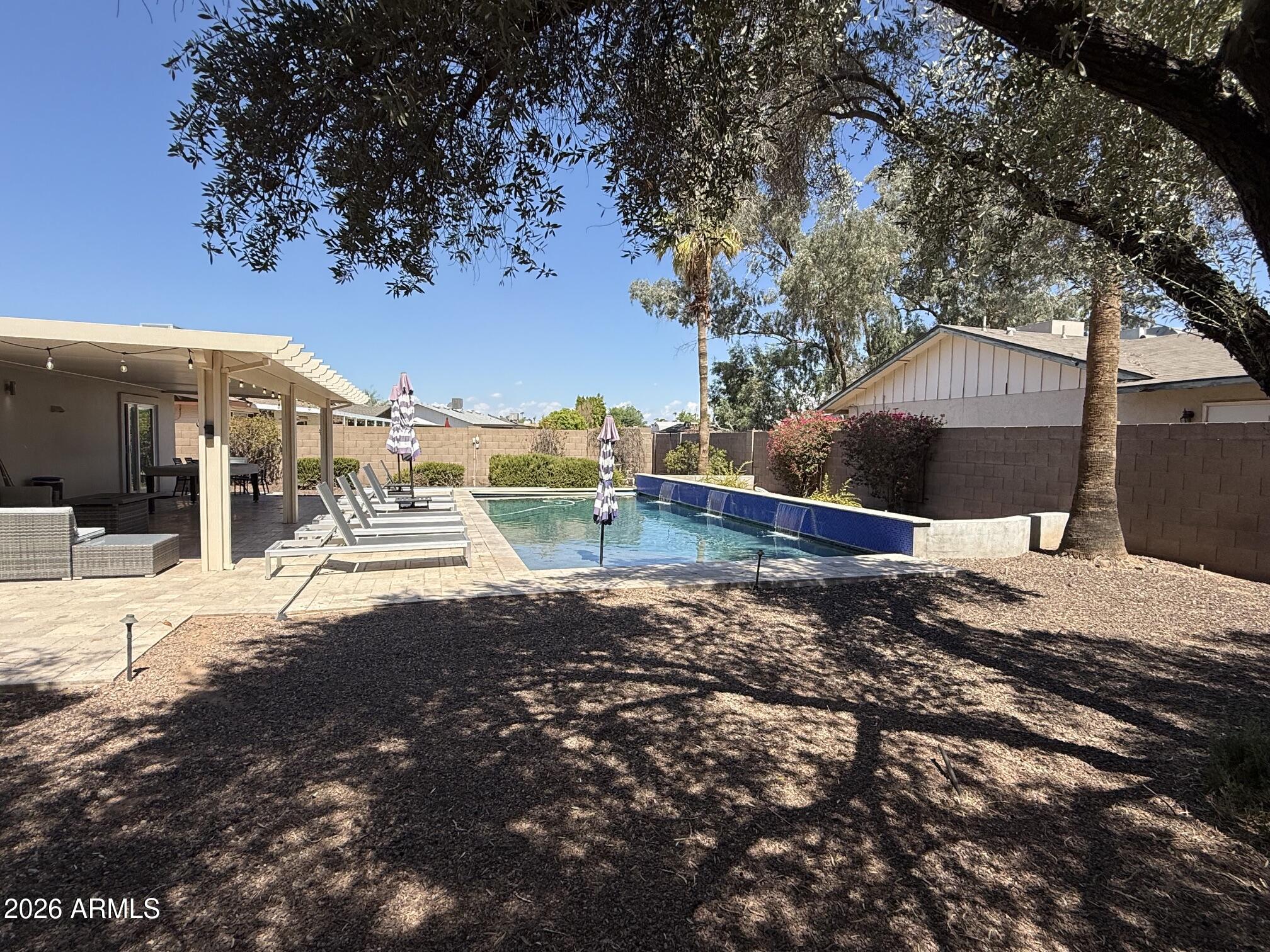 3809 N 87TH Place