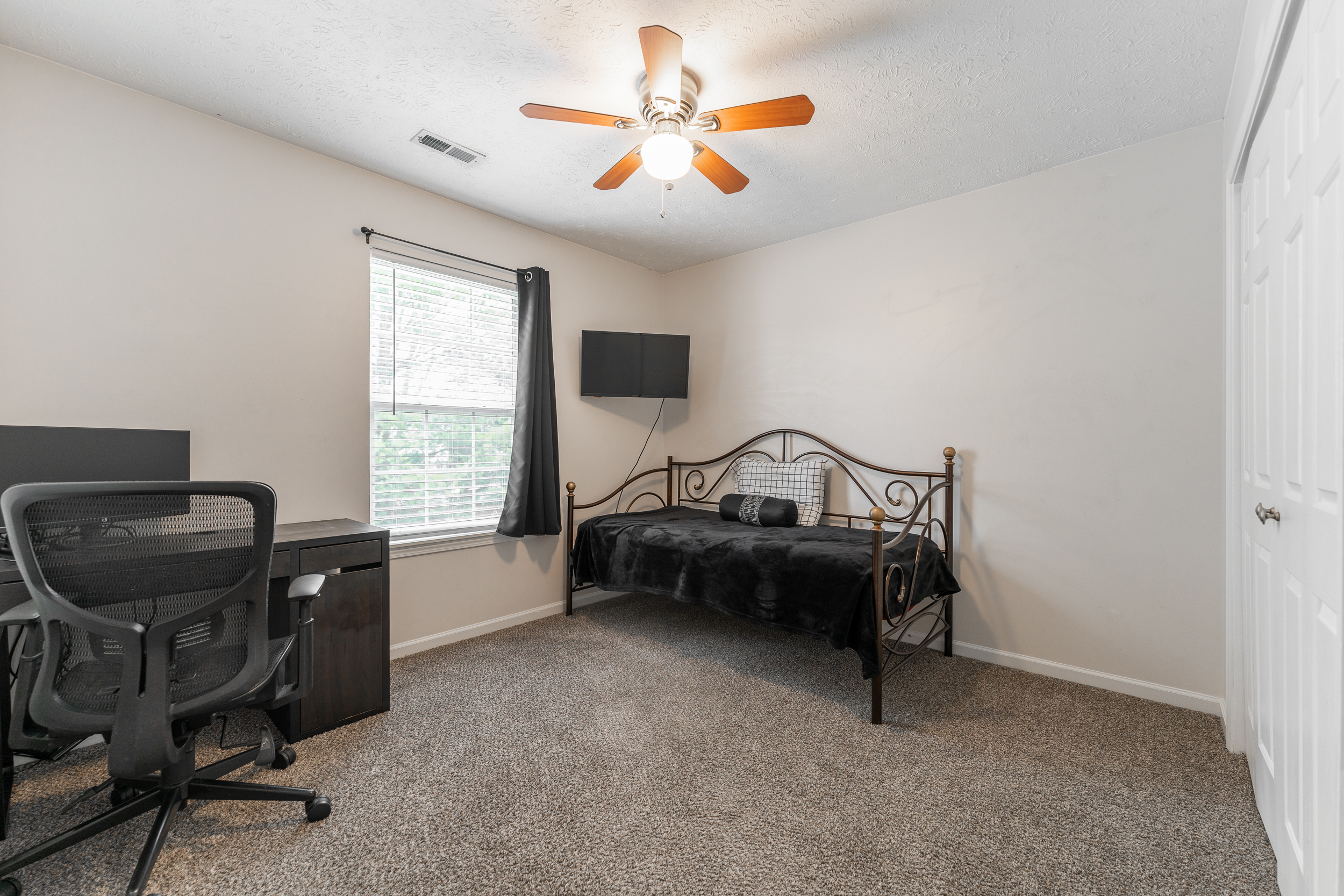 20706 Summitt Road