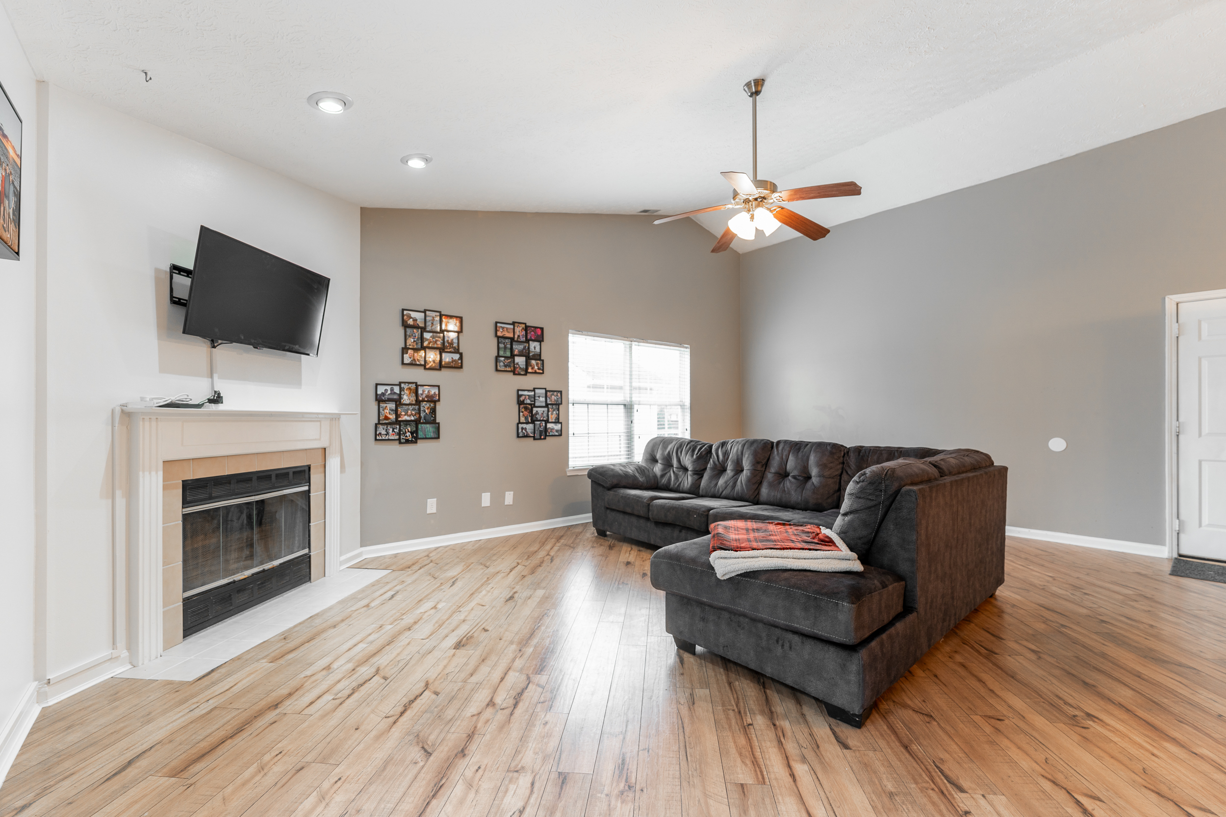 20706 Summitt Road