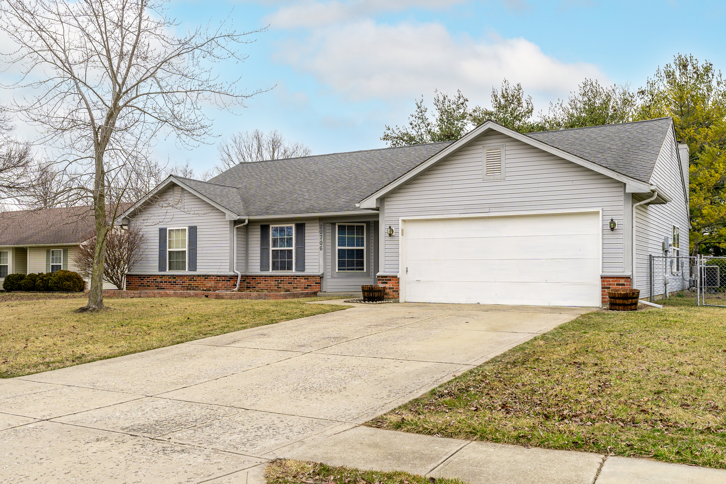 20706 Summitt Road