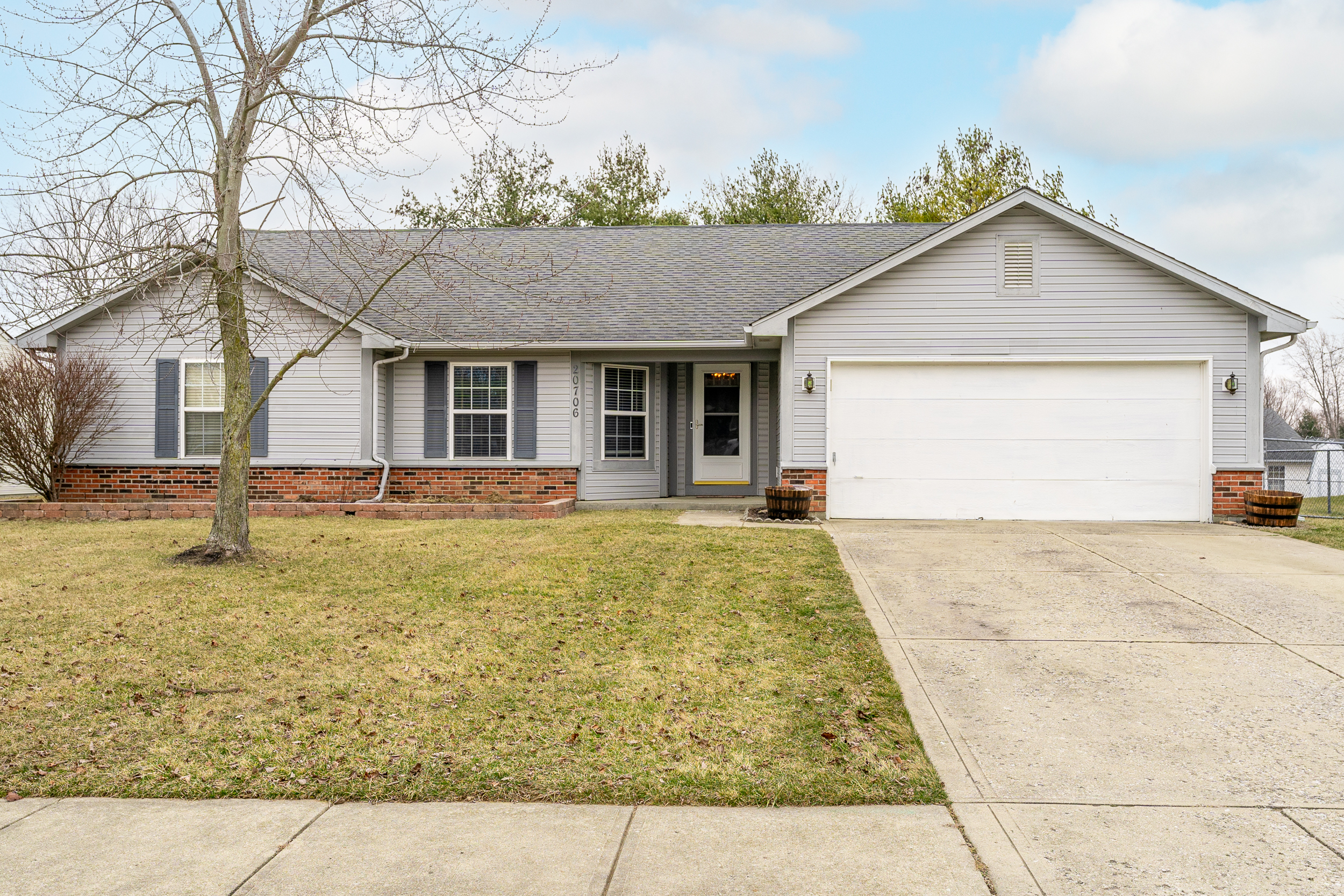 20706 Summitt Road