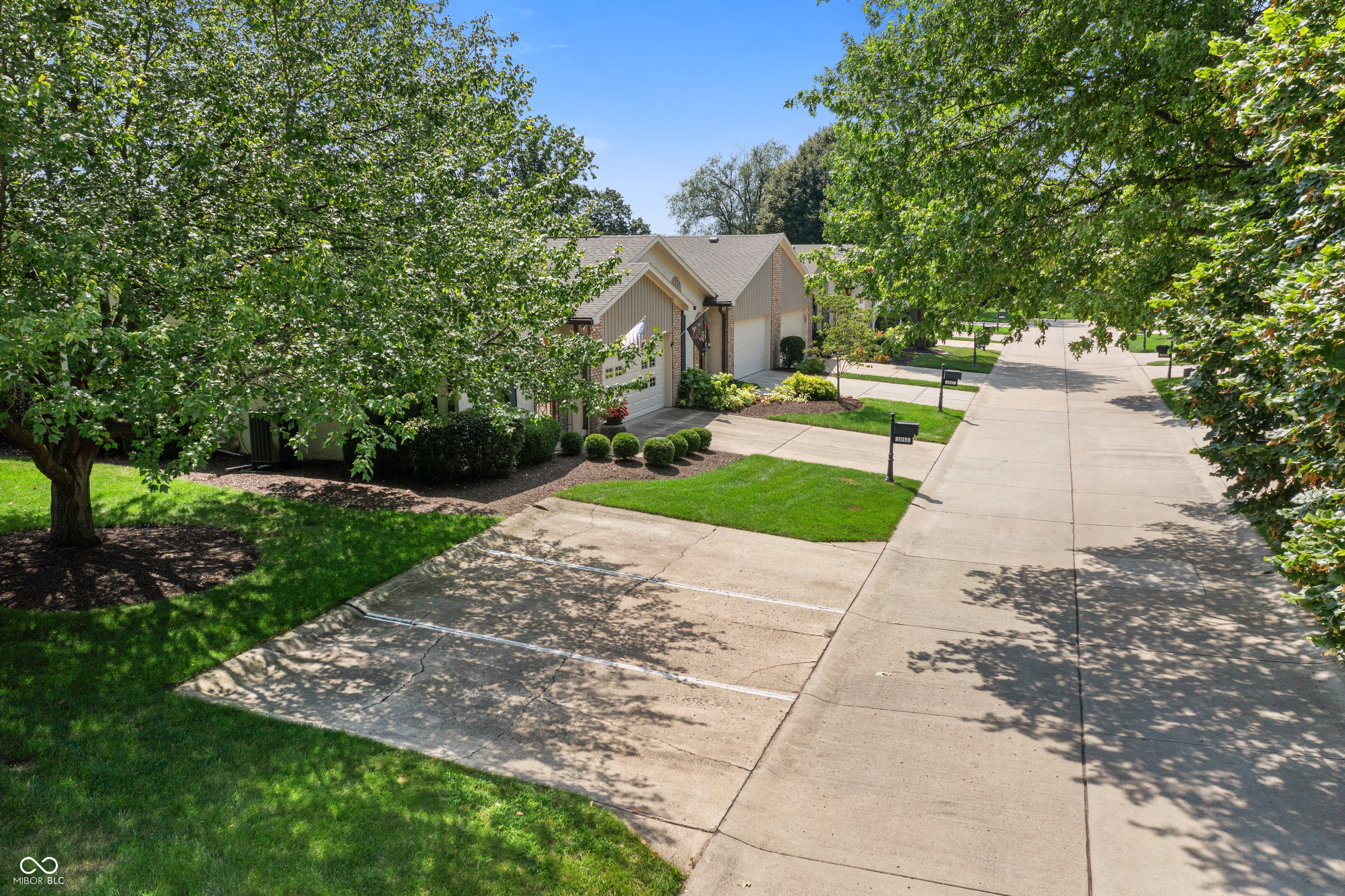 1047 Carters Grove