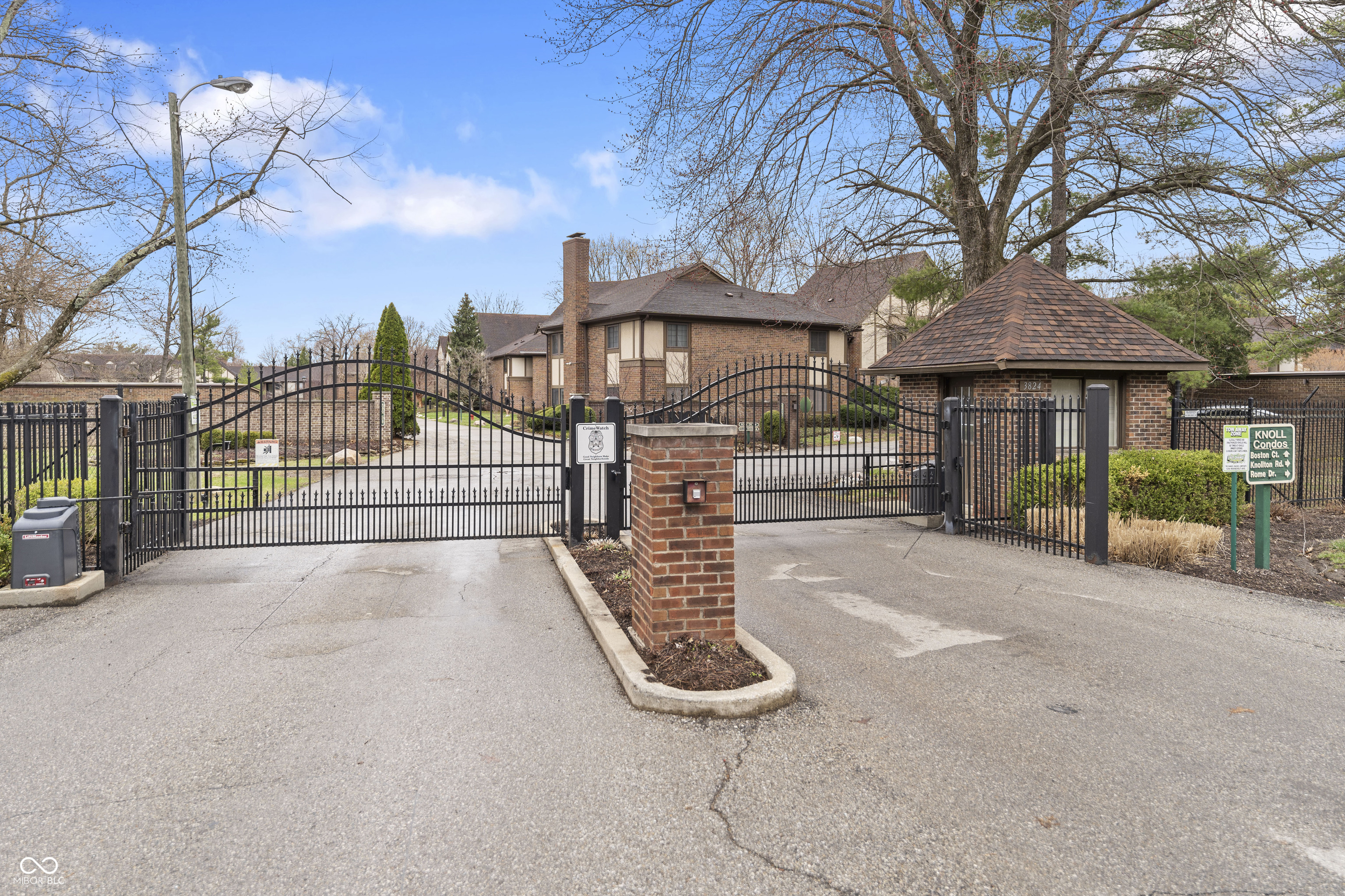 2253 Rome Drive Unit: C