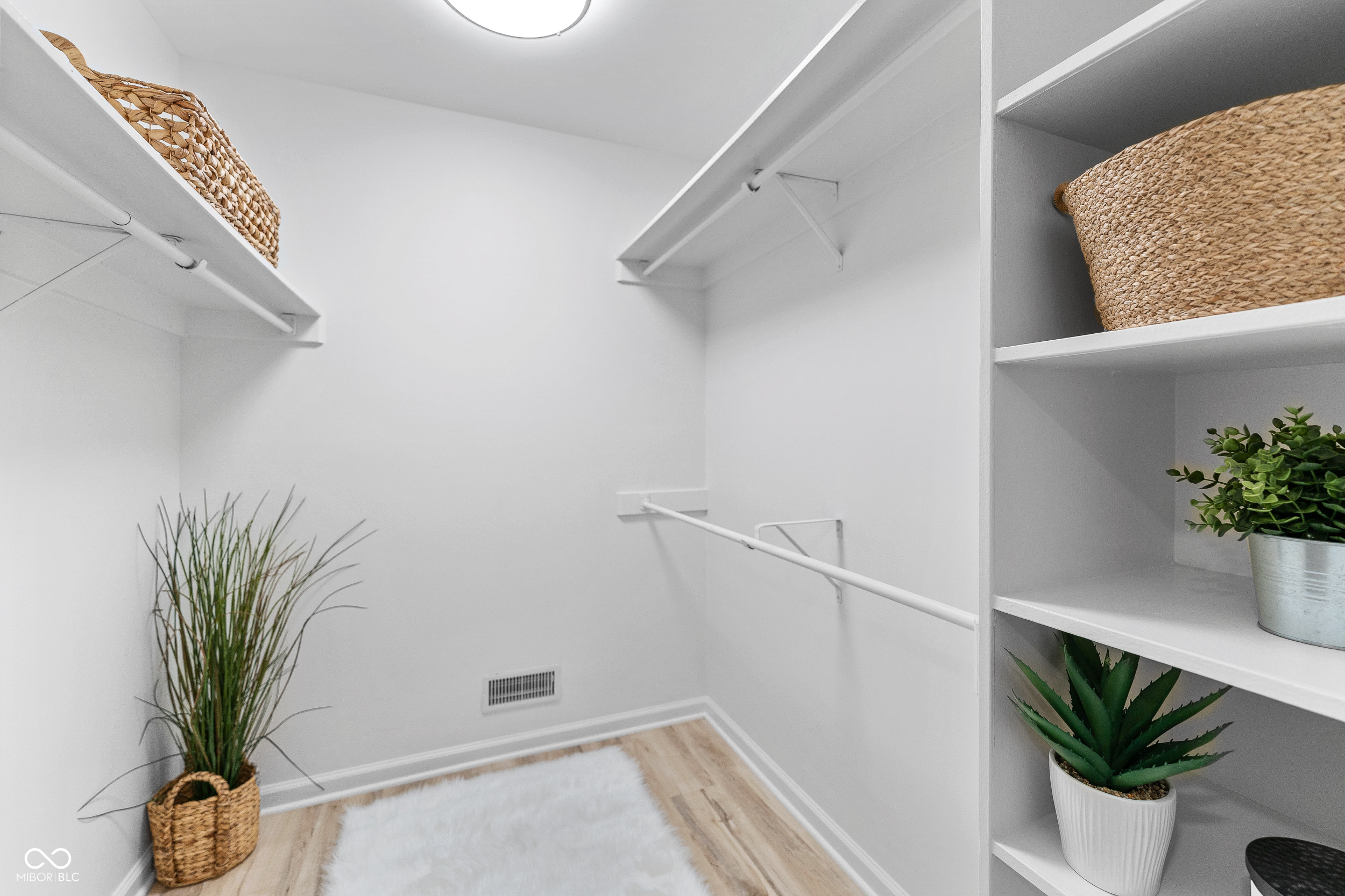 2253 Rome Drive Unit: C