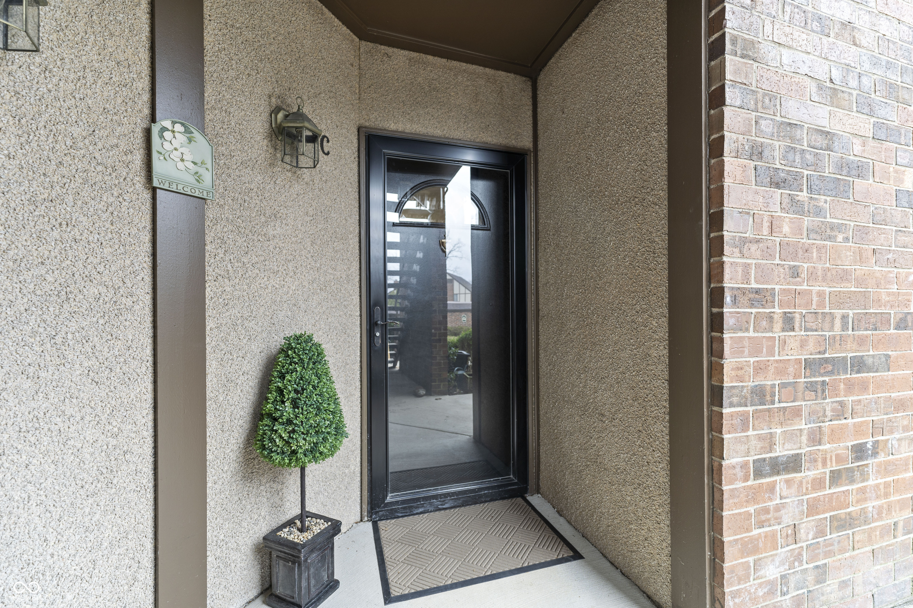 2253 Rome Drive Unit: C
