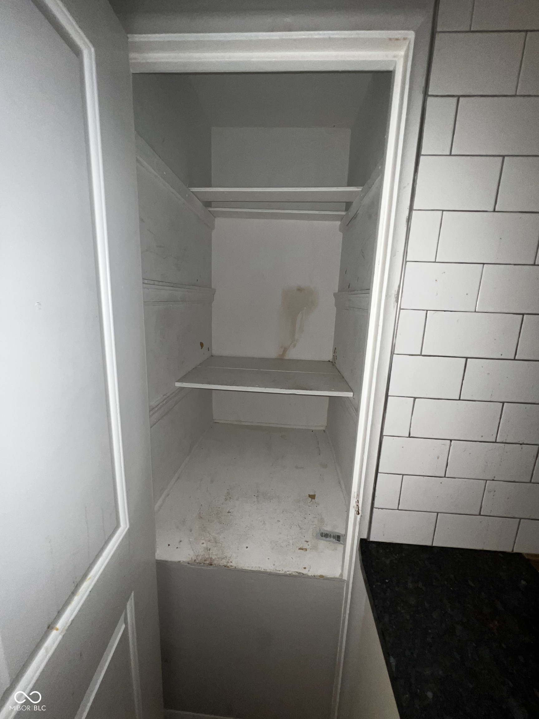 1946 N Euclid Avenue