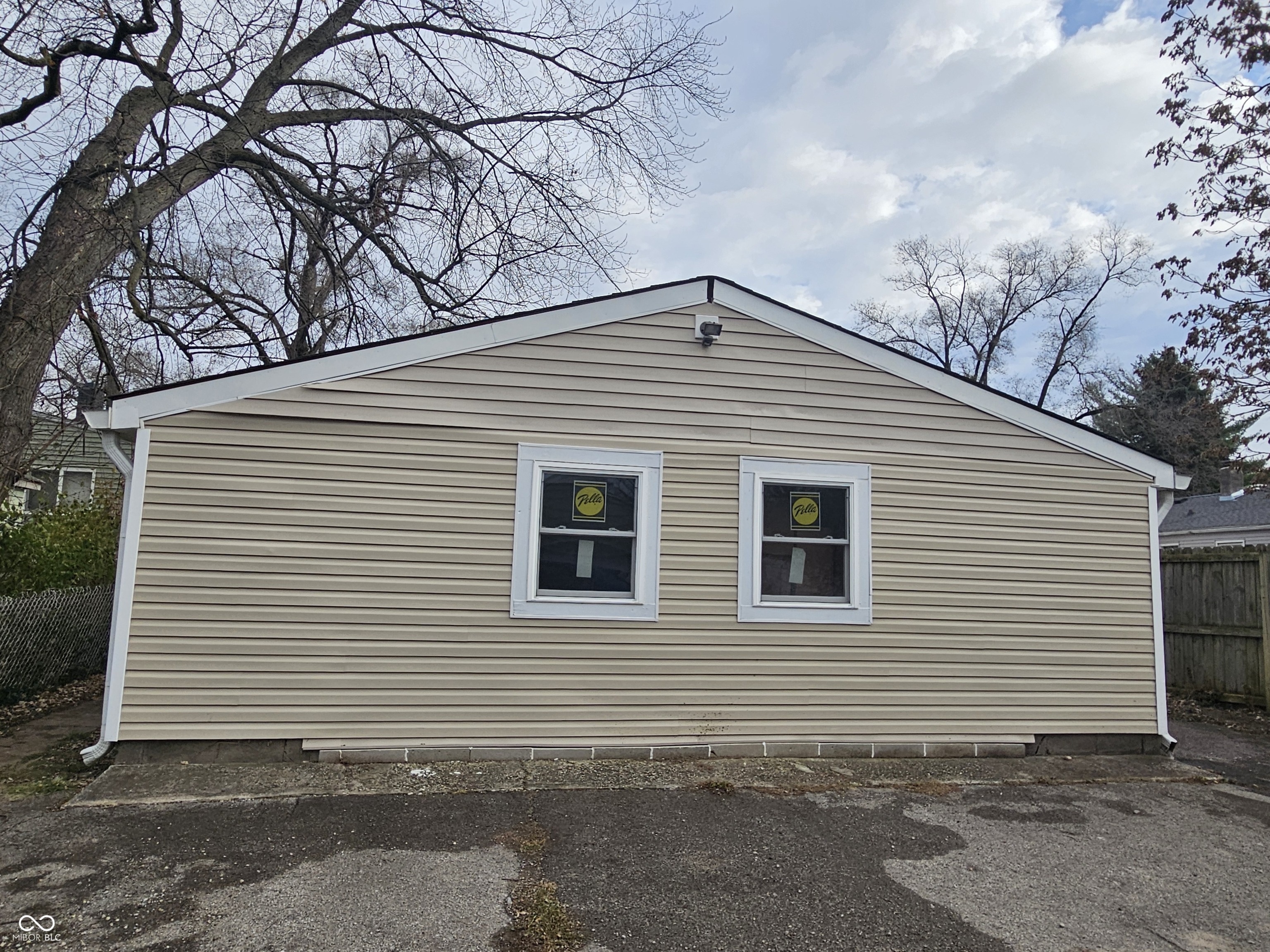 1946 N Euclid Avenue