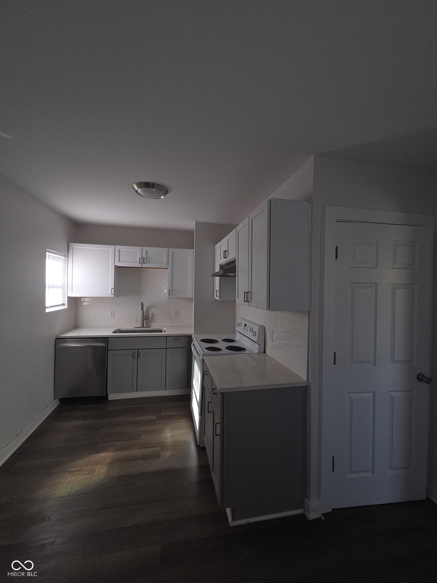 3644 N Parker Avenue