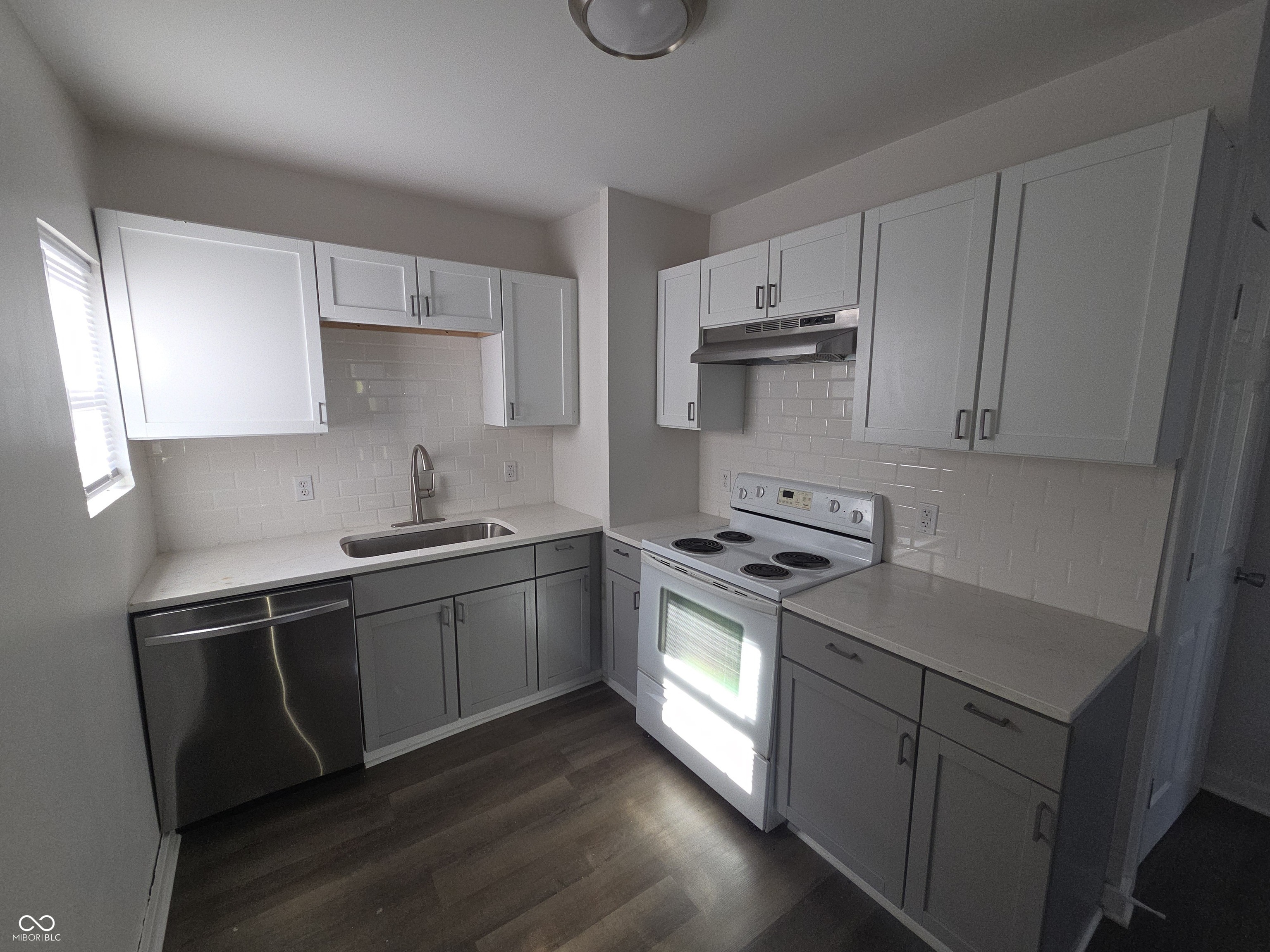 3644 N Parker Avenue