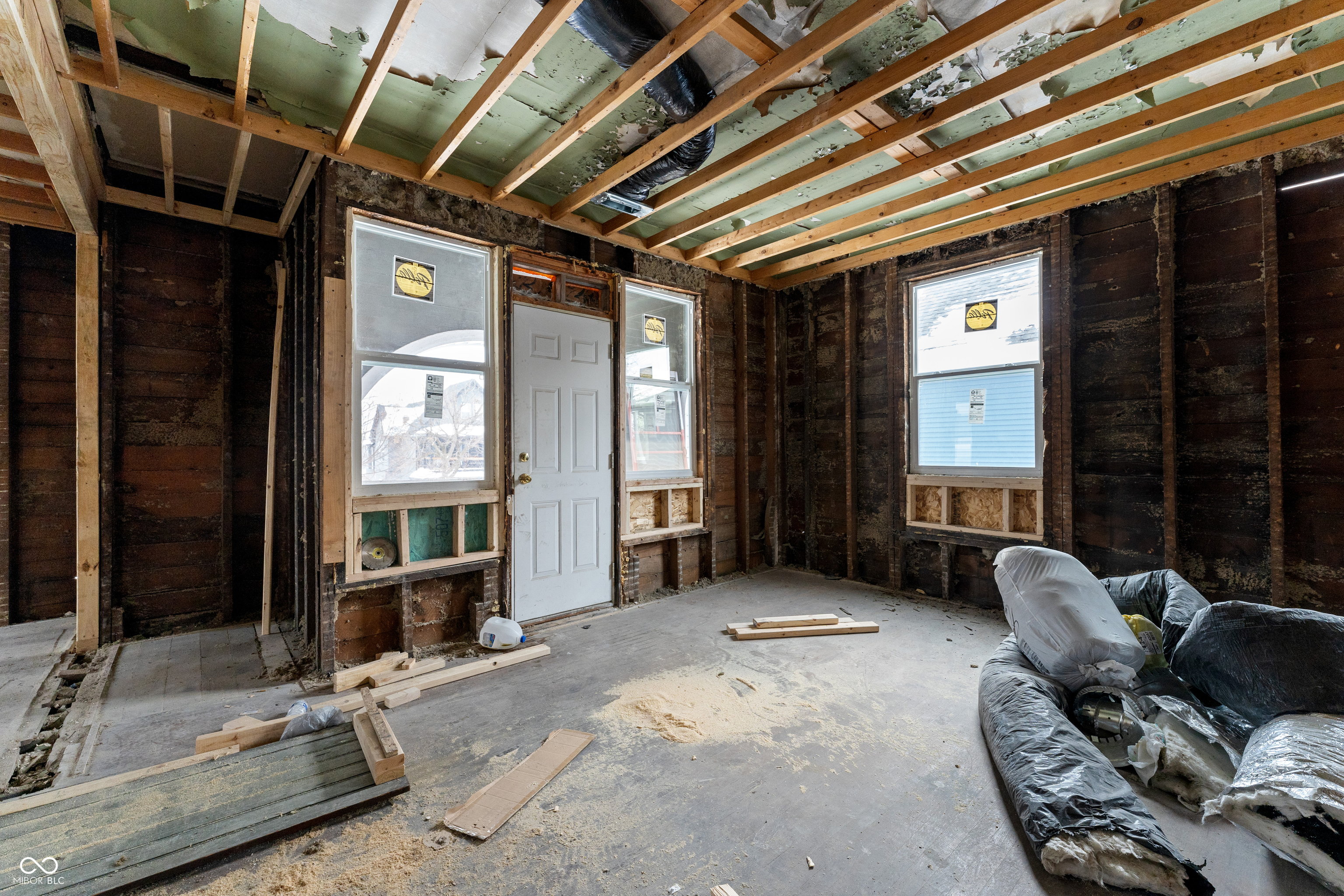 2424 Broadway Street