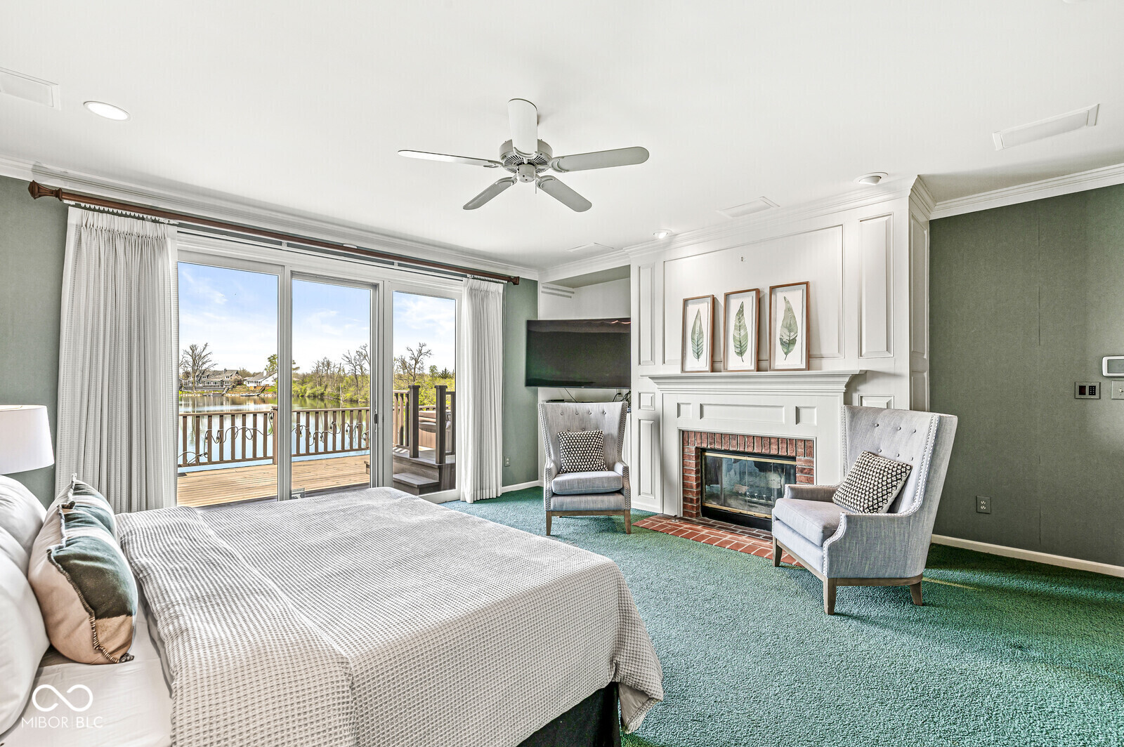 3748 Bay Road South Drive