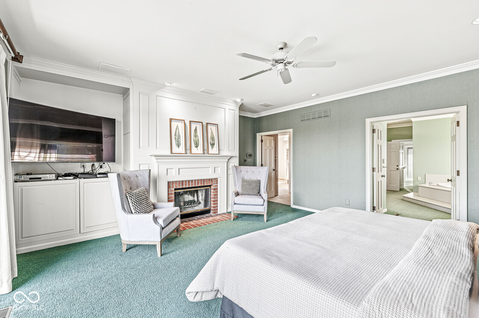 3748 Bay Road South Drive