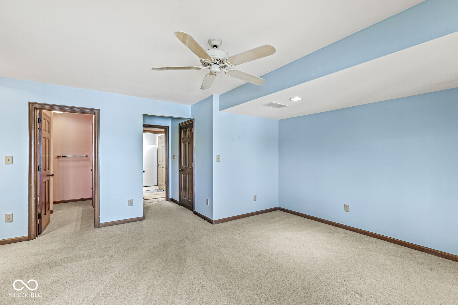 3748 Bay Road South Drive