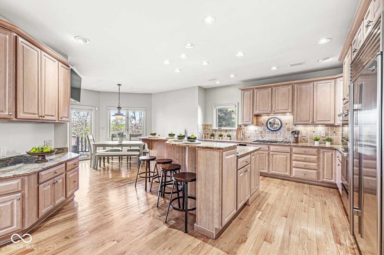 3748 Bay Road South Drive