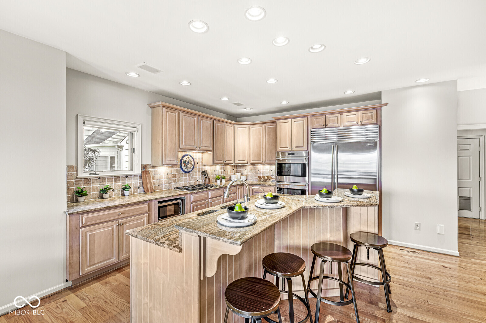 3748 Bay Road South Drive