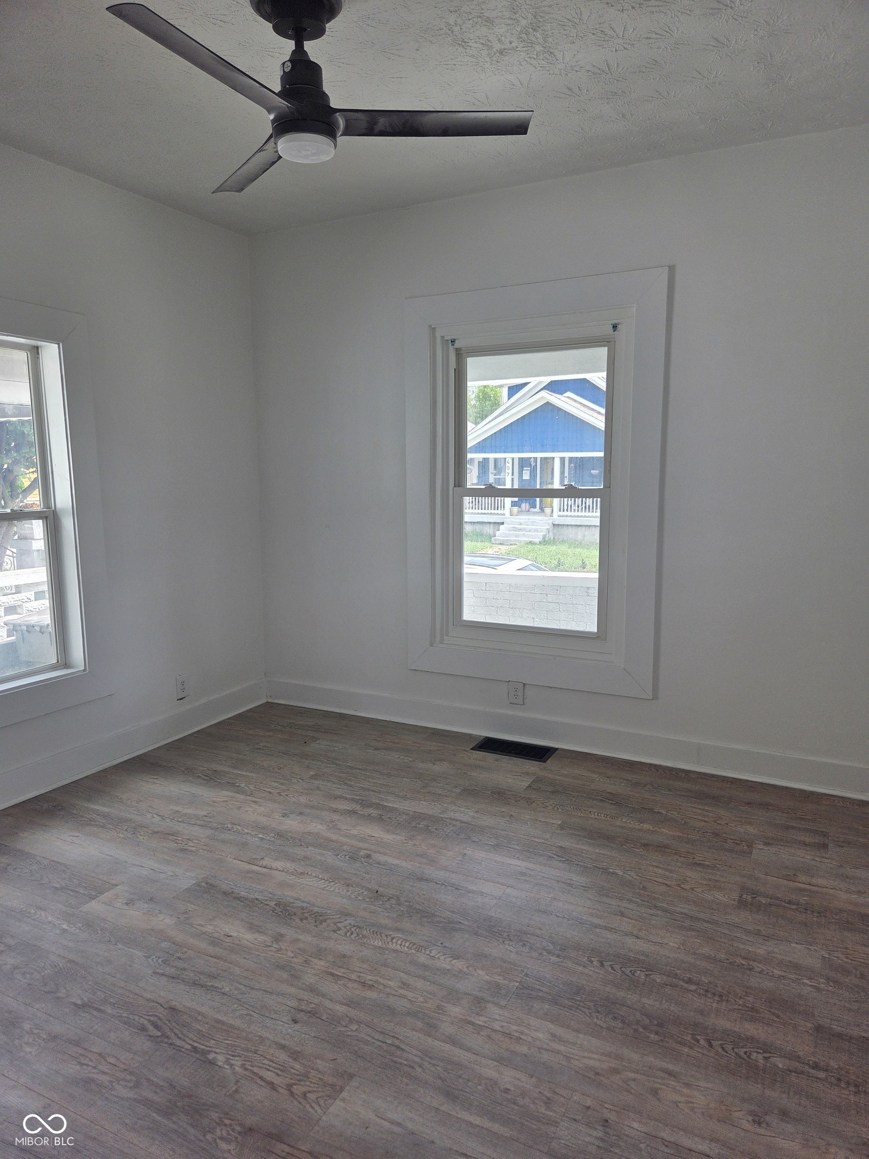408 N Forest Avenue