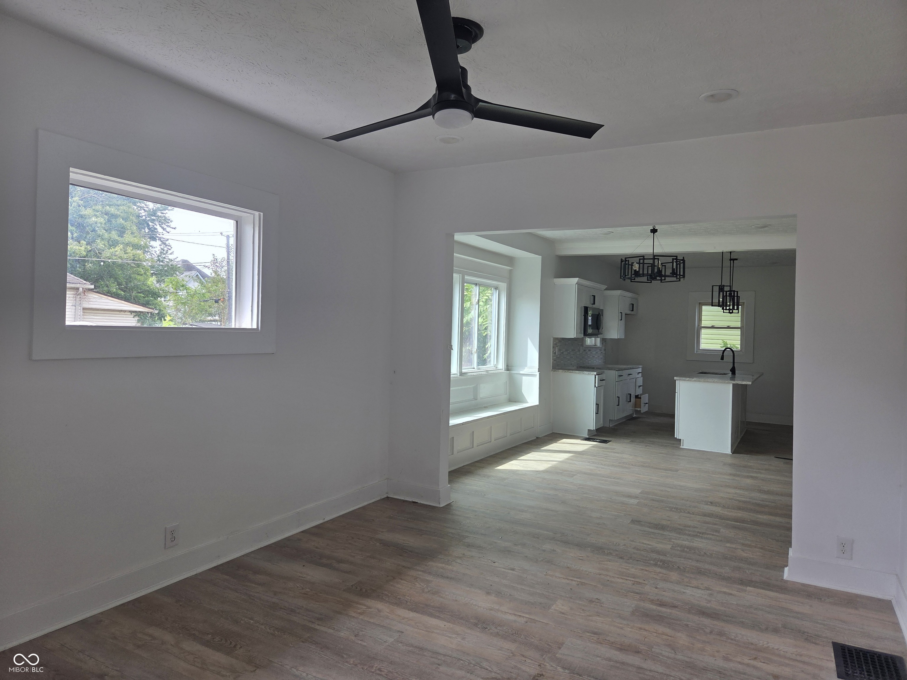 408 N Forest Avenue