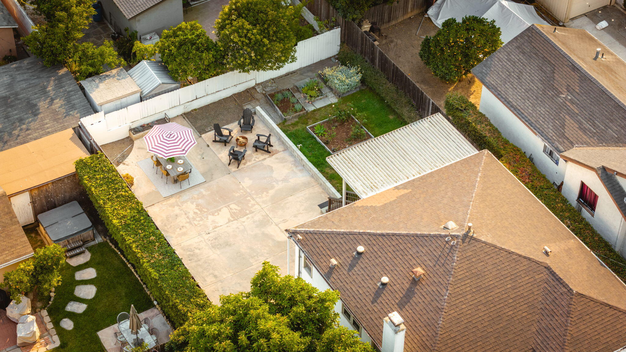 909 Spring Street