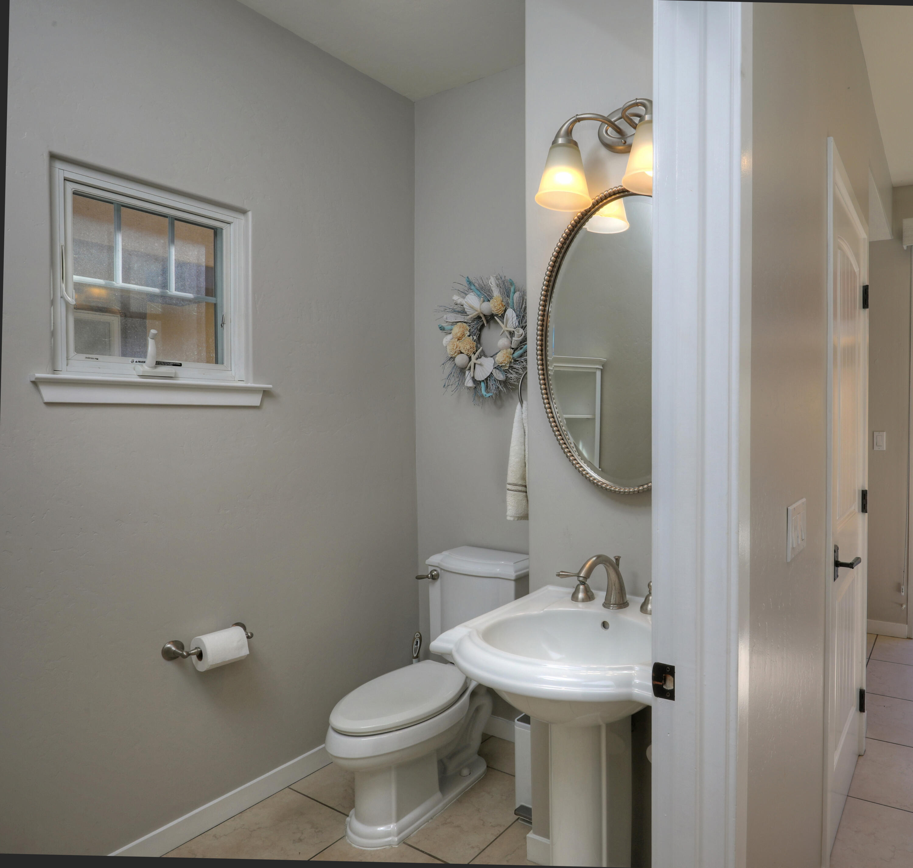 345 Kellogg Way, 18