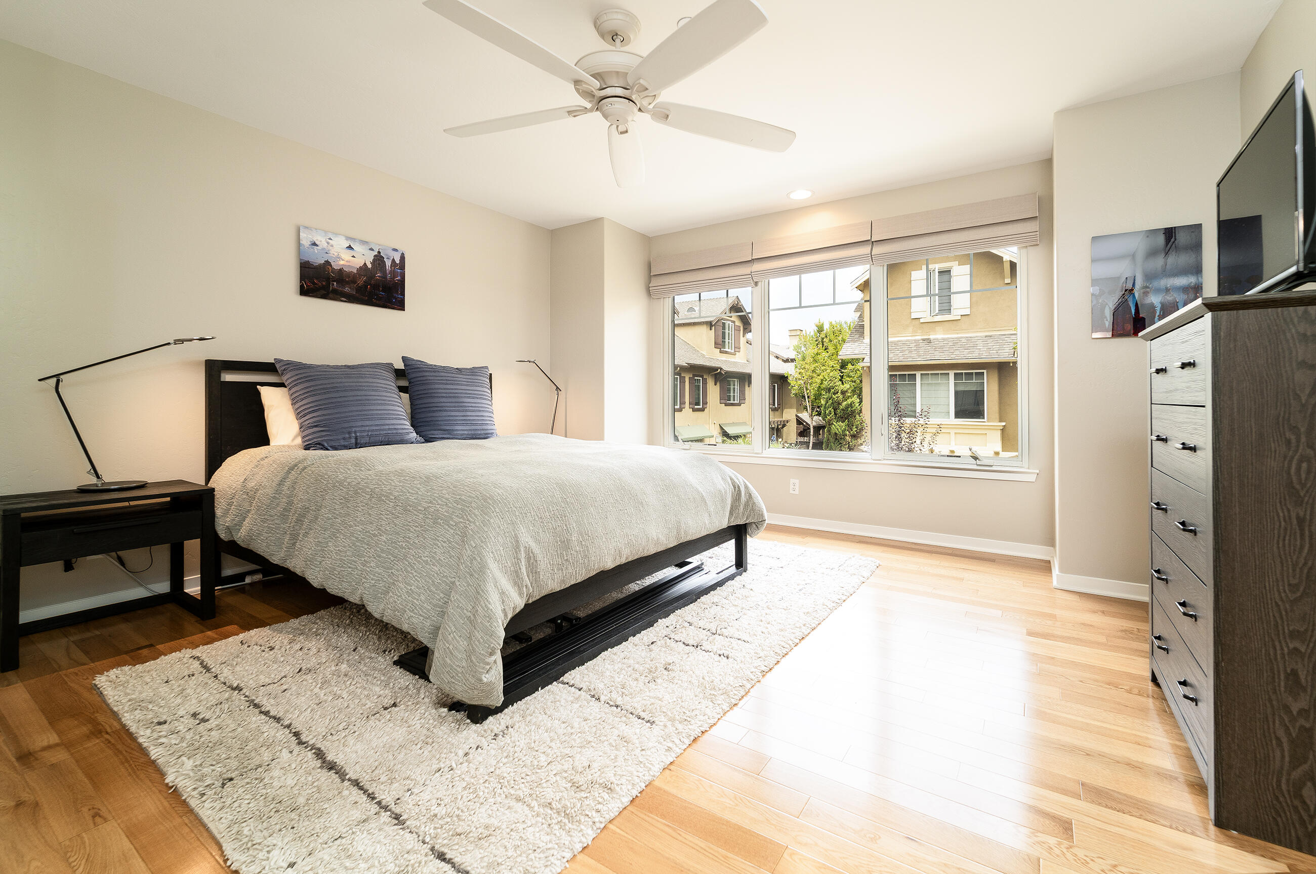 345 Kellogg Way, 18