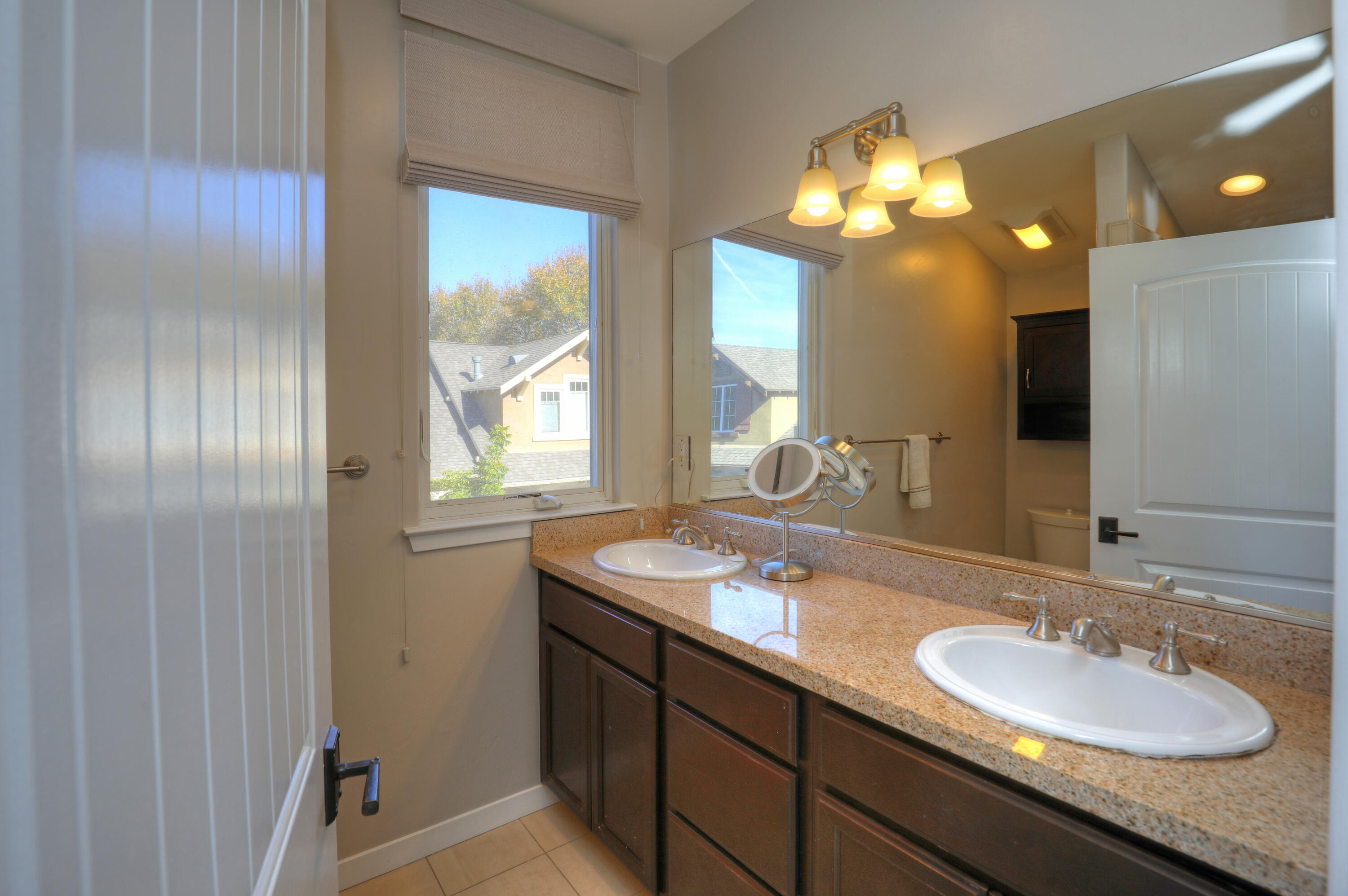 345 Kellogg Way, 18
