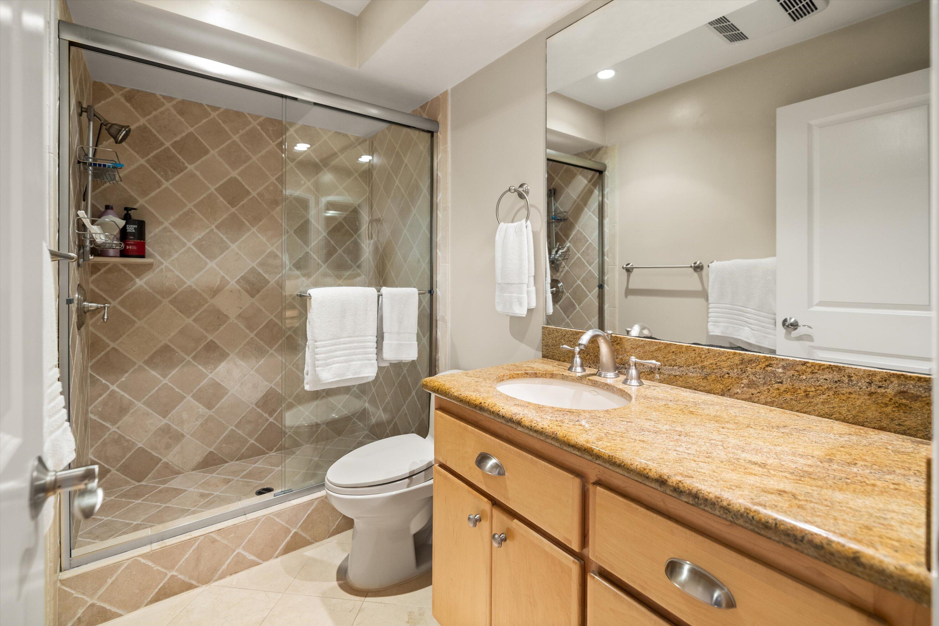 1701 Anacapa Street, 17