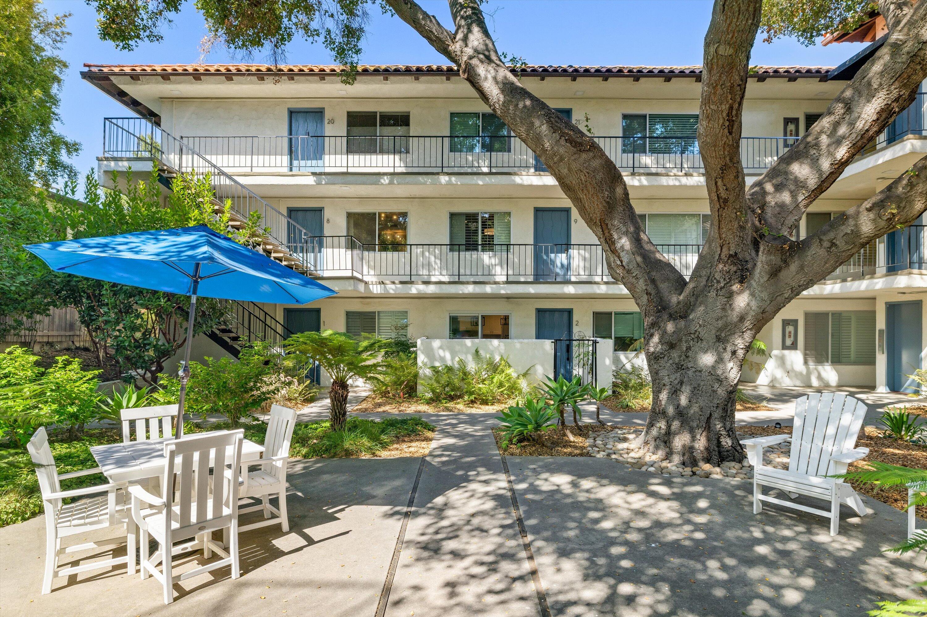 1701 Anacapa Street, 17