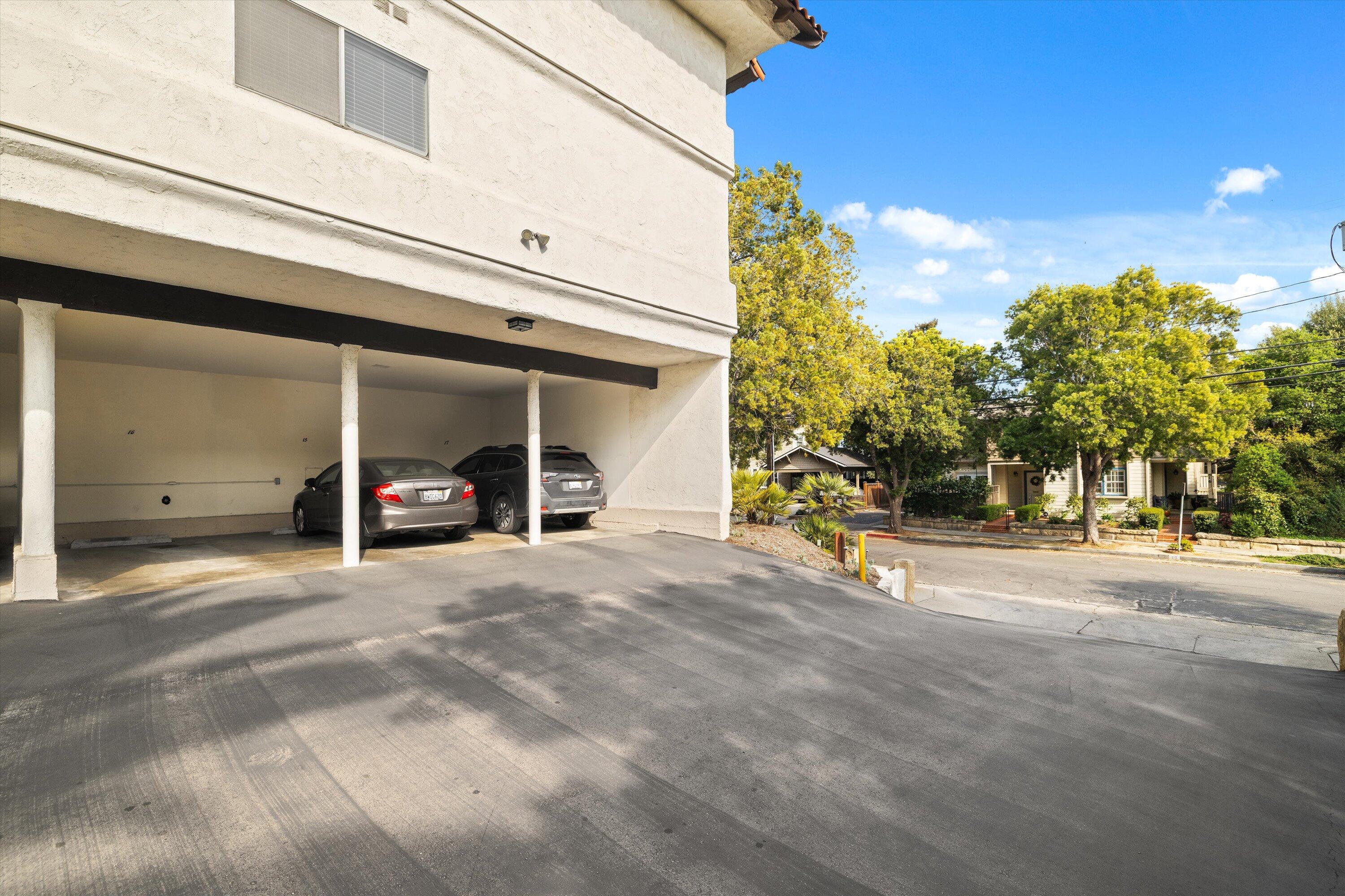 1701 Anacapa Street, 17