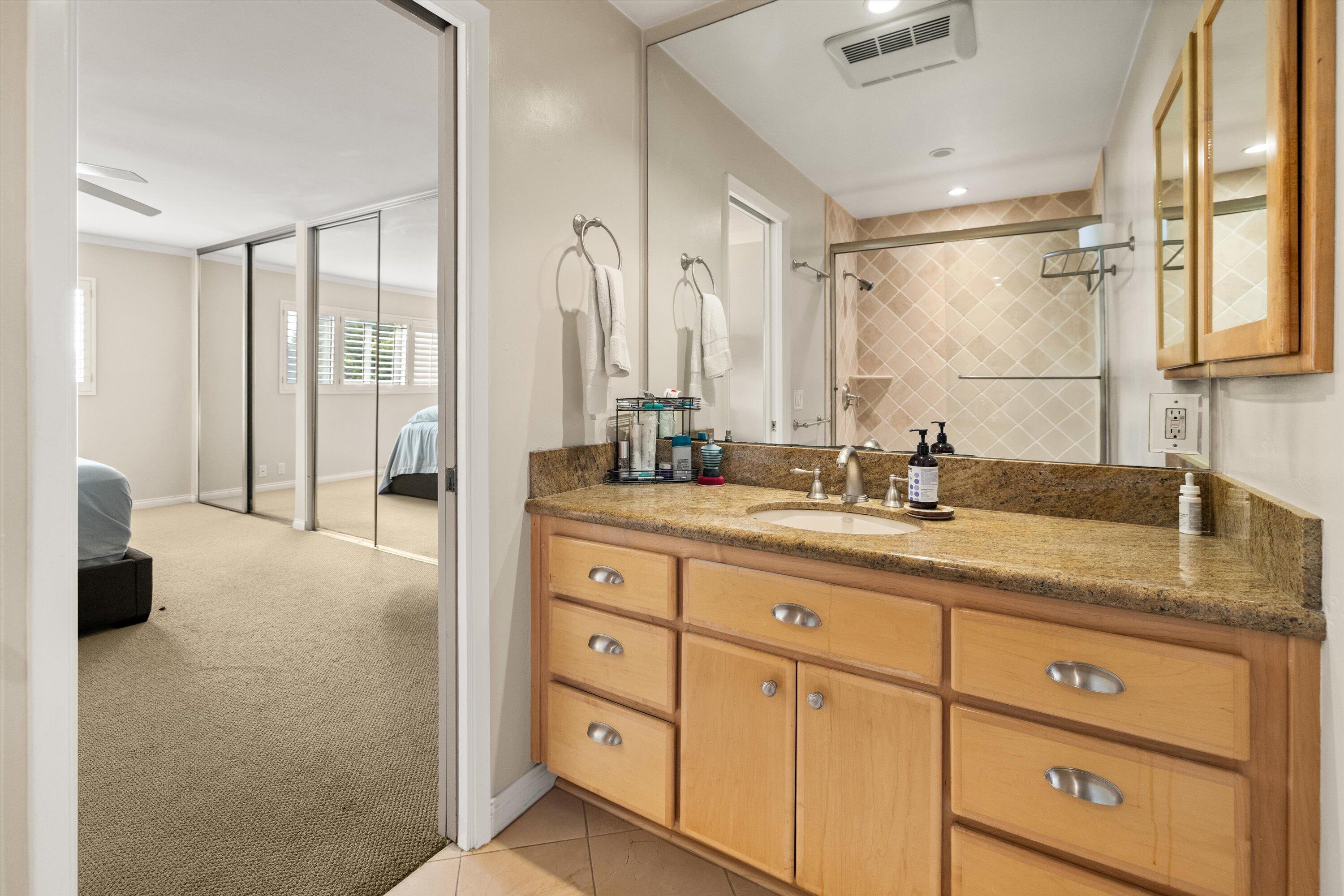 1701 Anacapa Street, 17