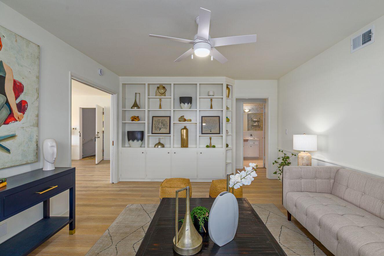 2623 State Street, 3