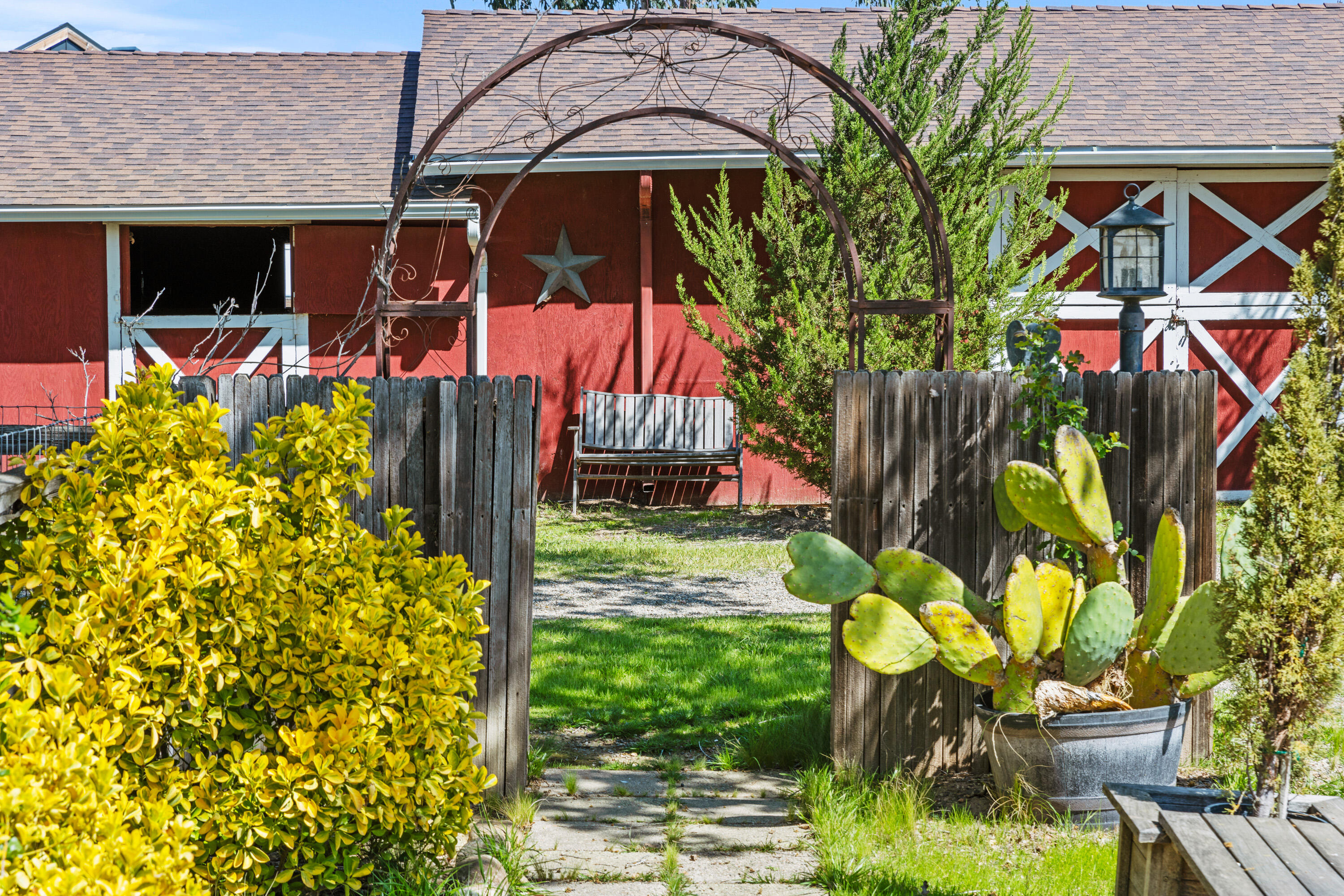 1446 Edison Street