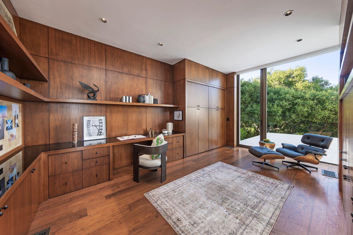 356 Woodley Road