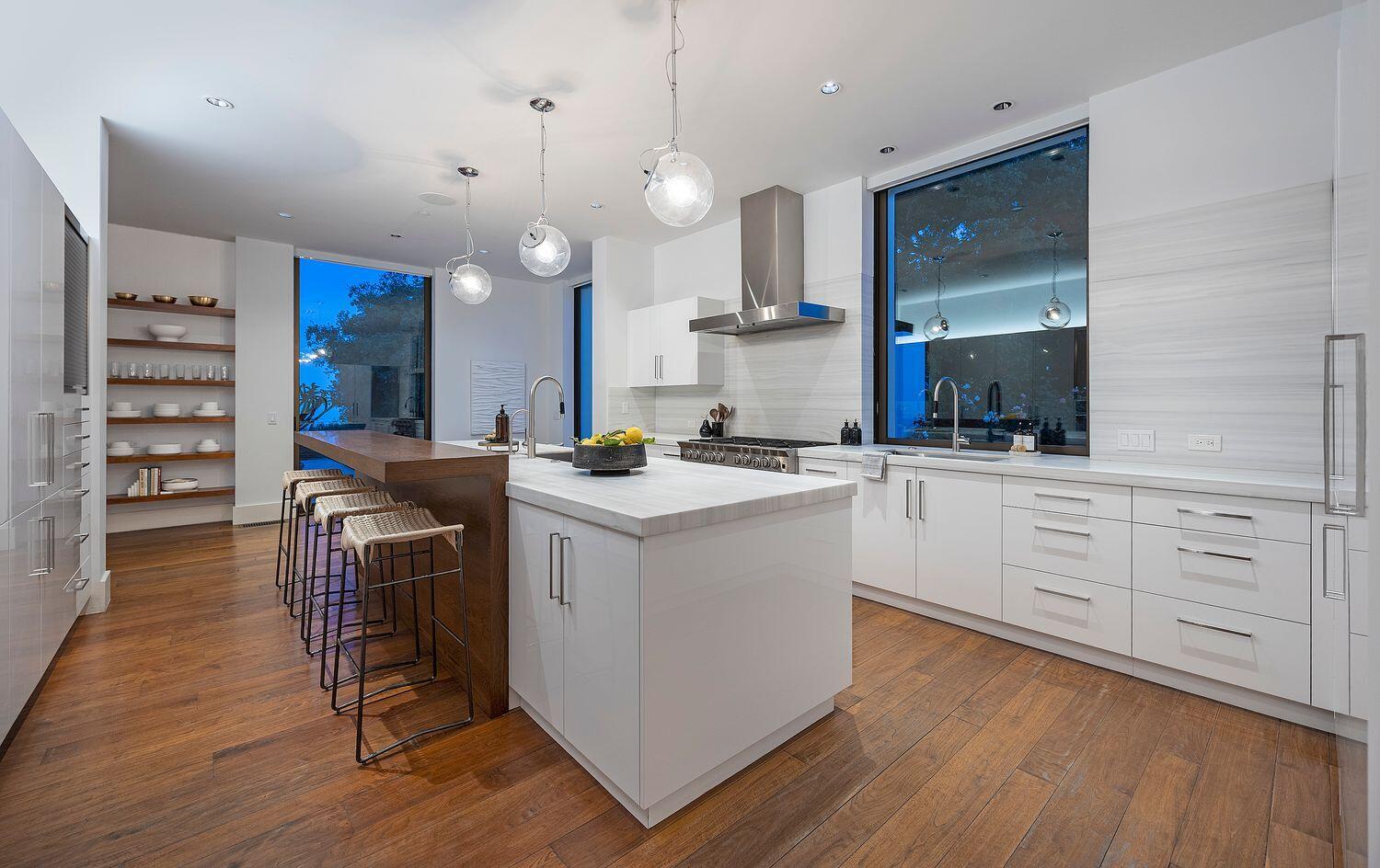 356 Woodley Road