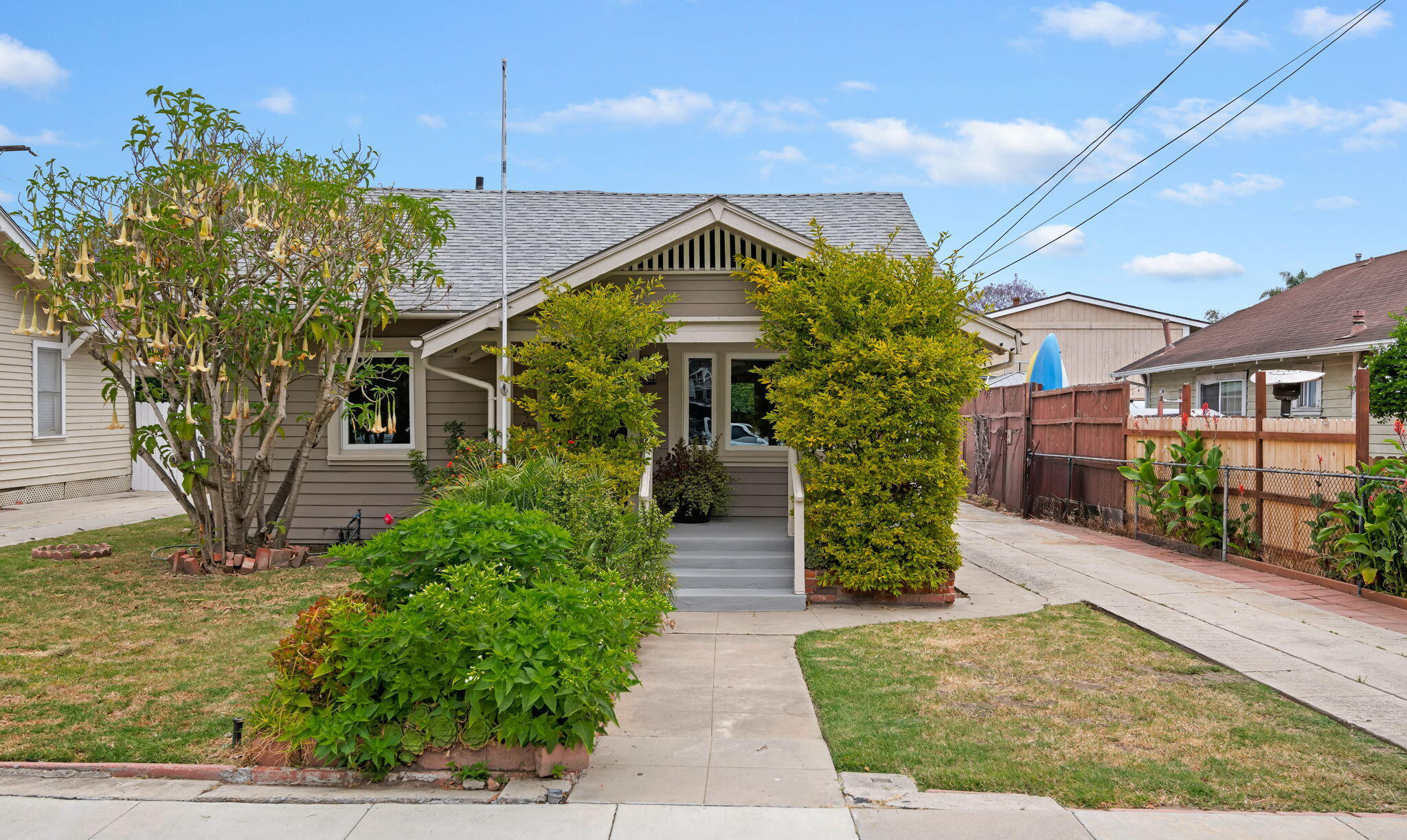 1134 Chino Street