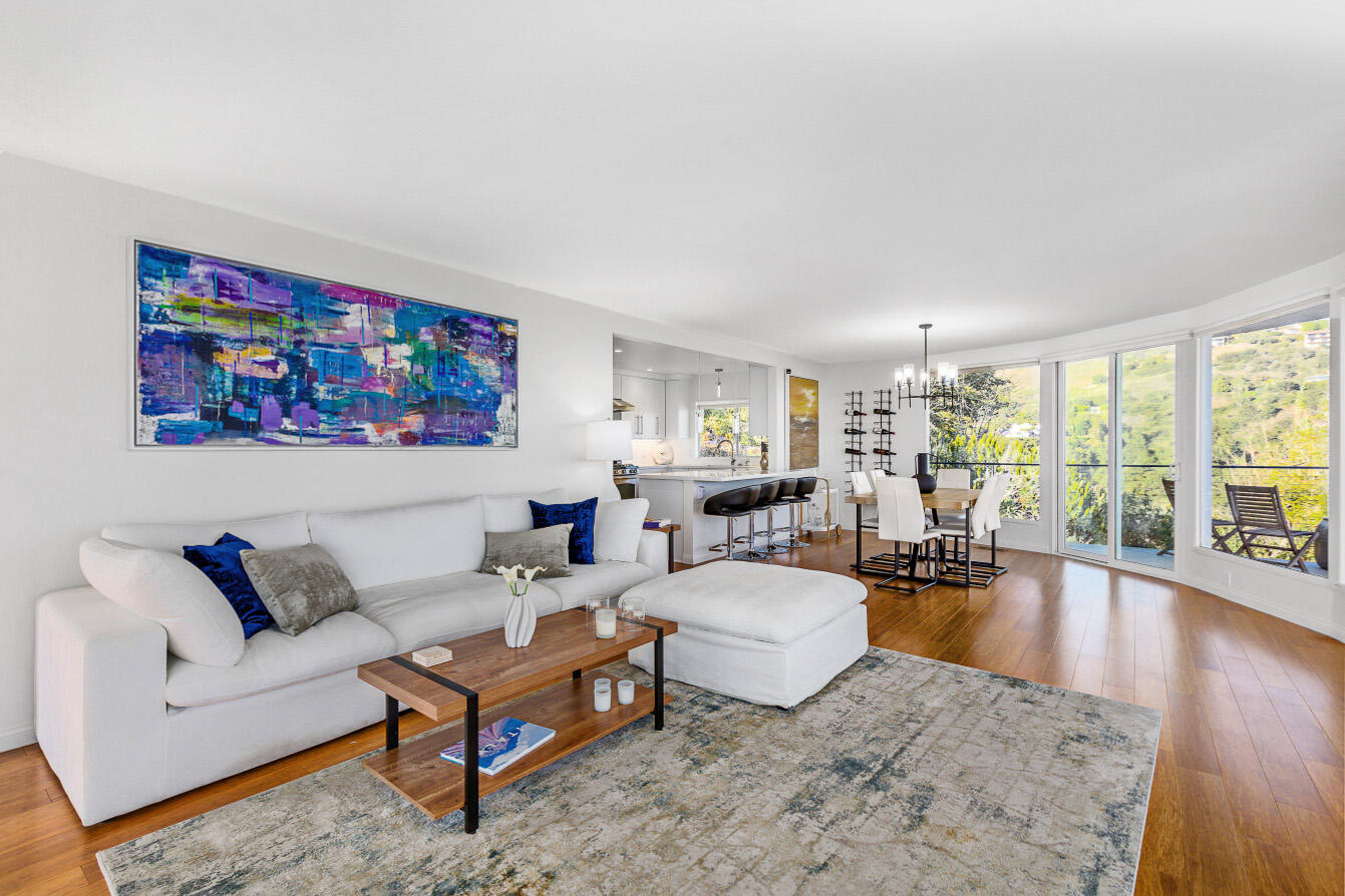 128 Las Alturas Road