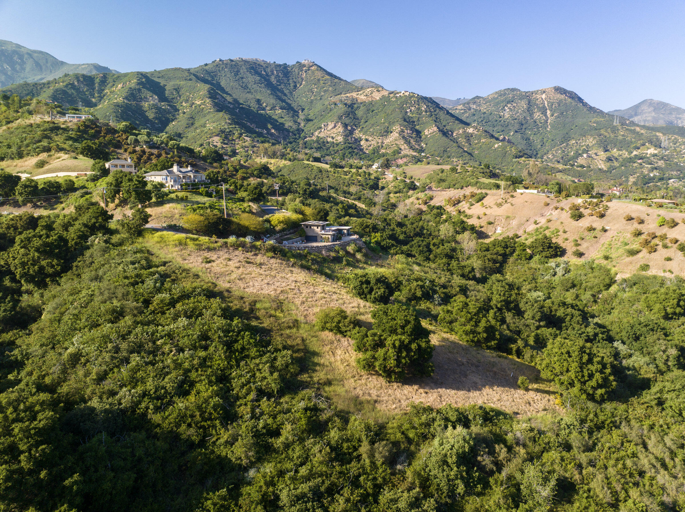 930 W Mountain Drive