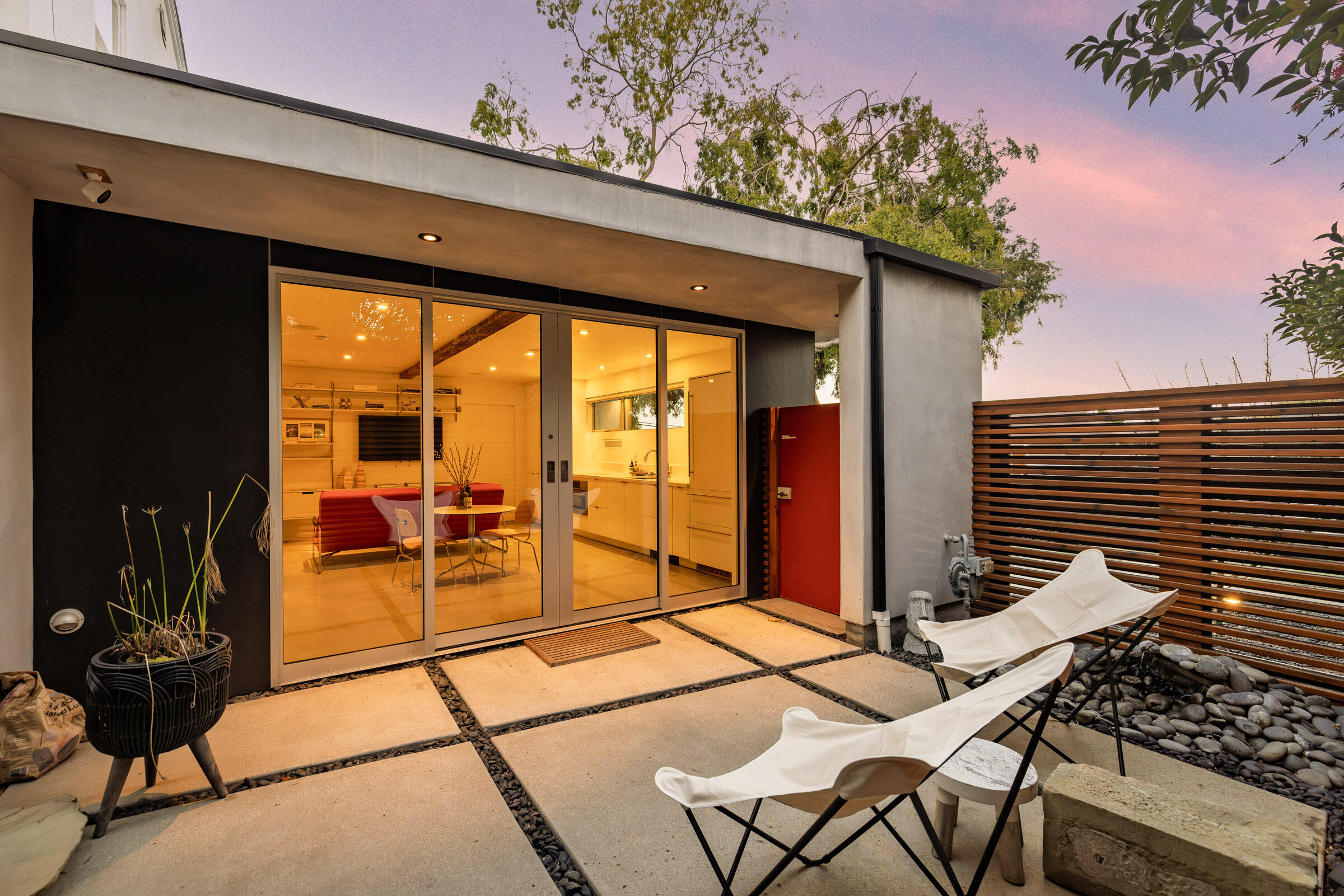 1274 San Miguel Avenue