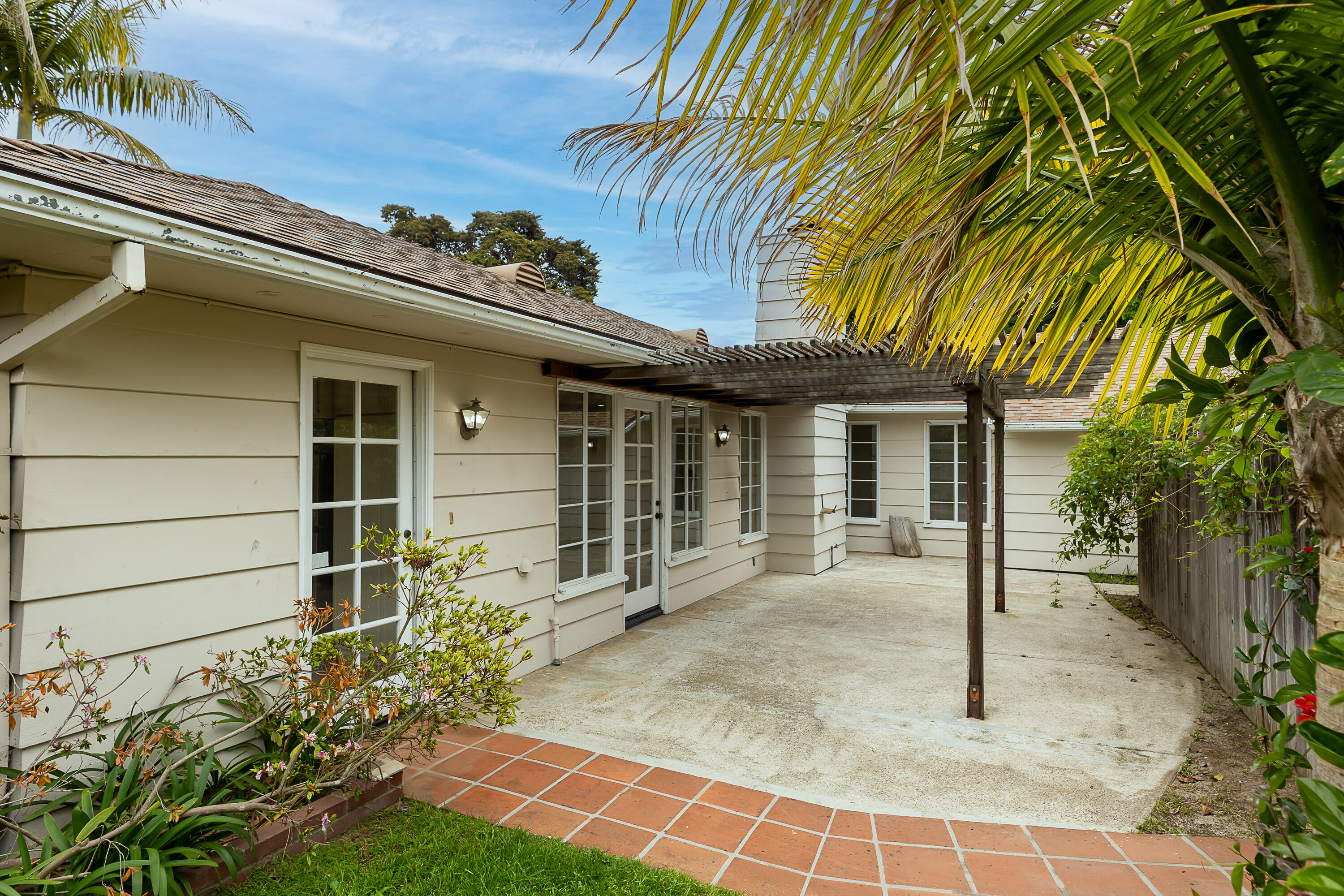 1114 Del Mar Avenue