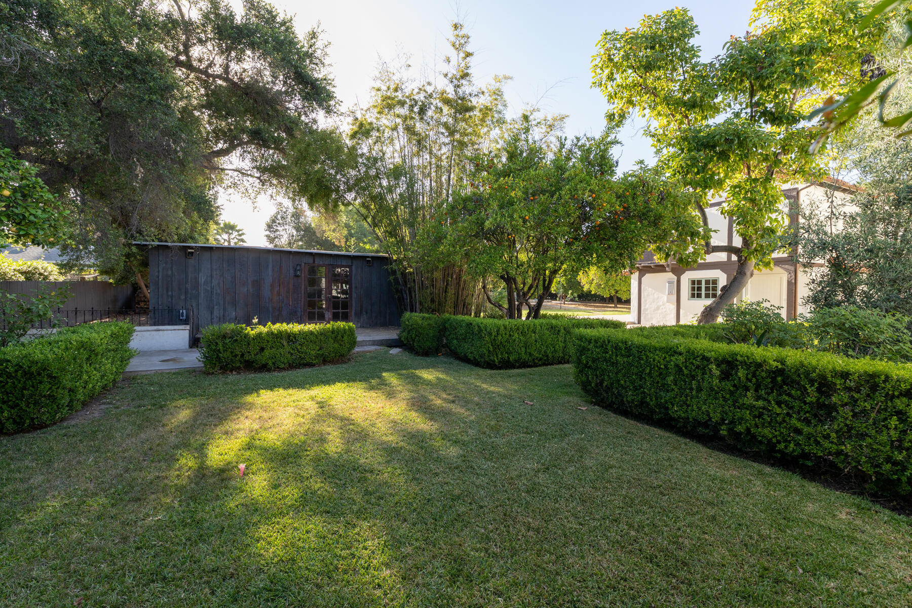 205 S Lomita Avenue