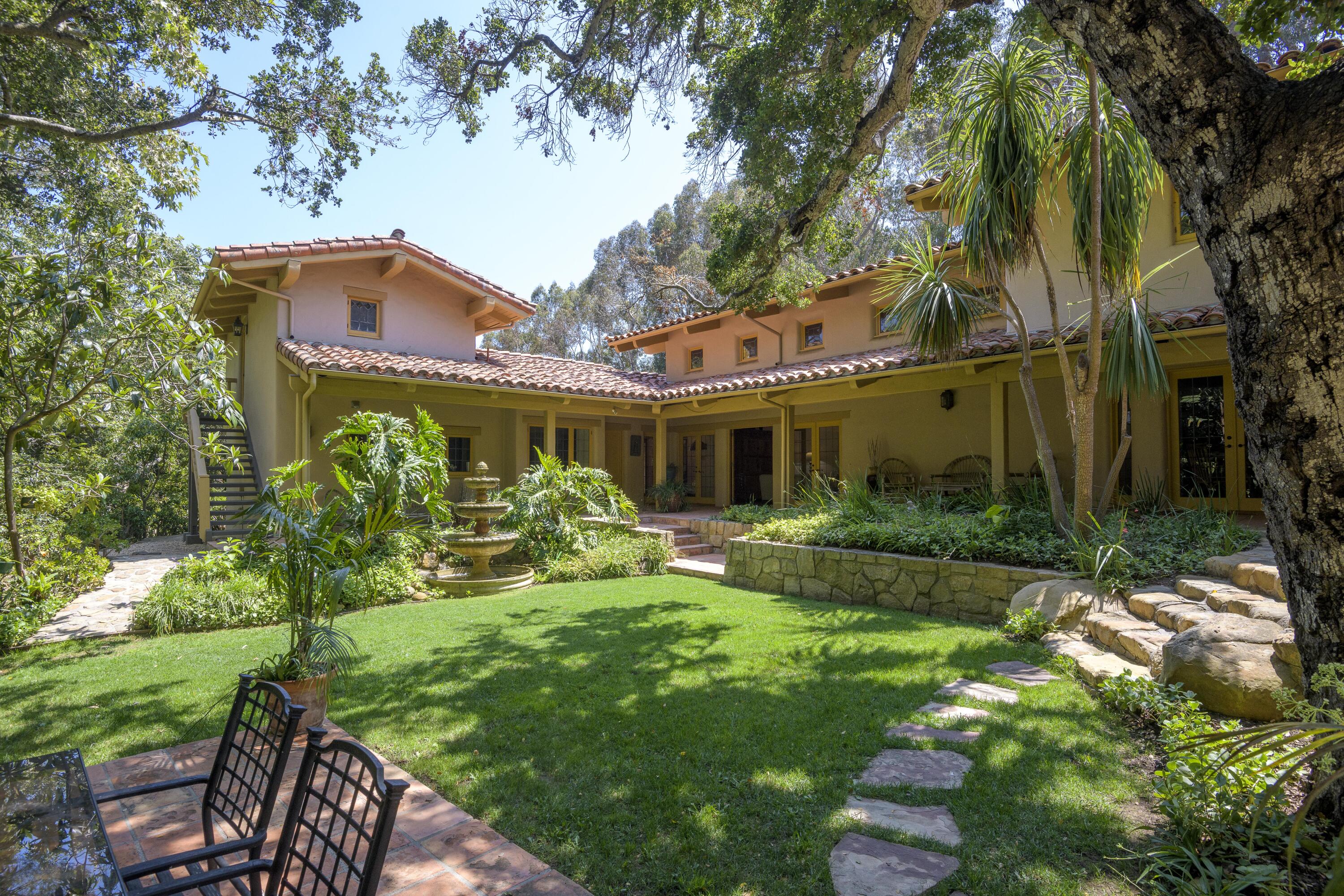 601 San Ysidro Road