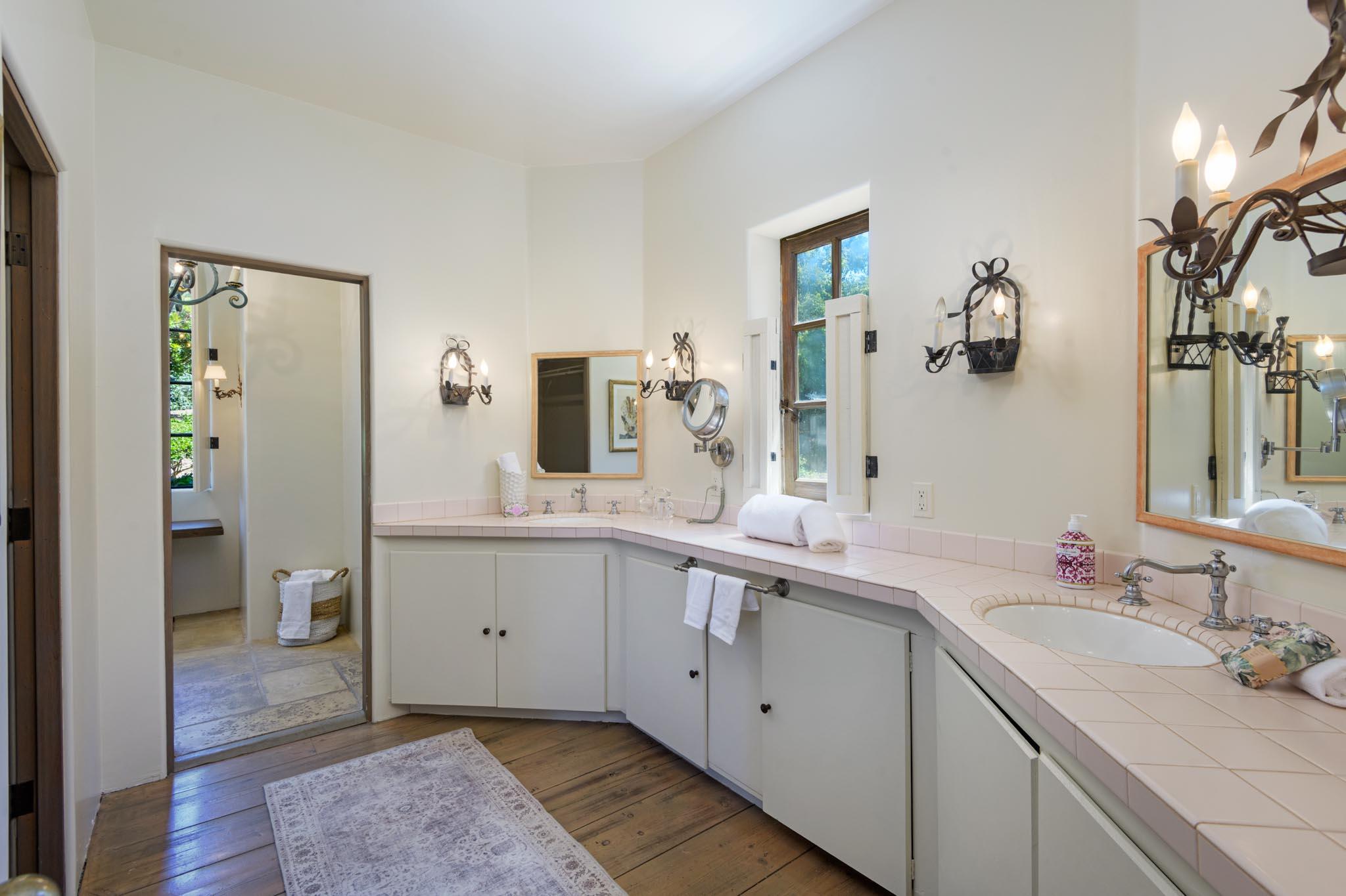 2899 Hidden Valley Lane