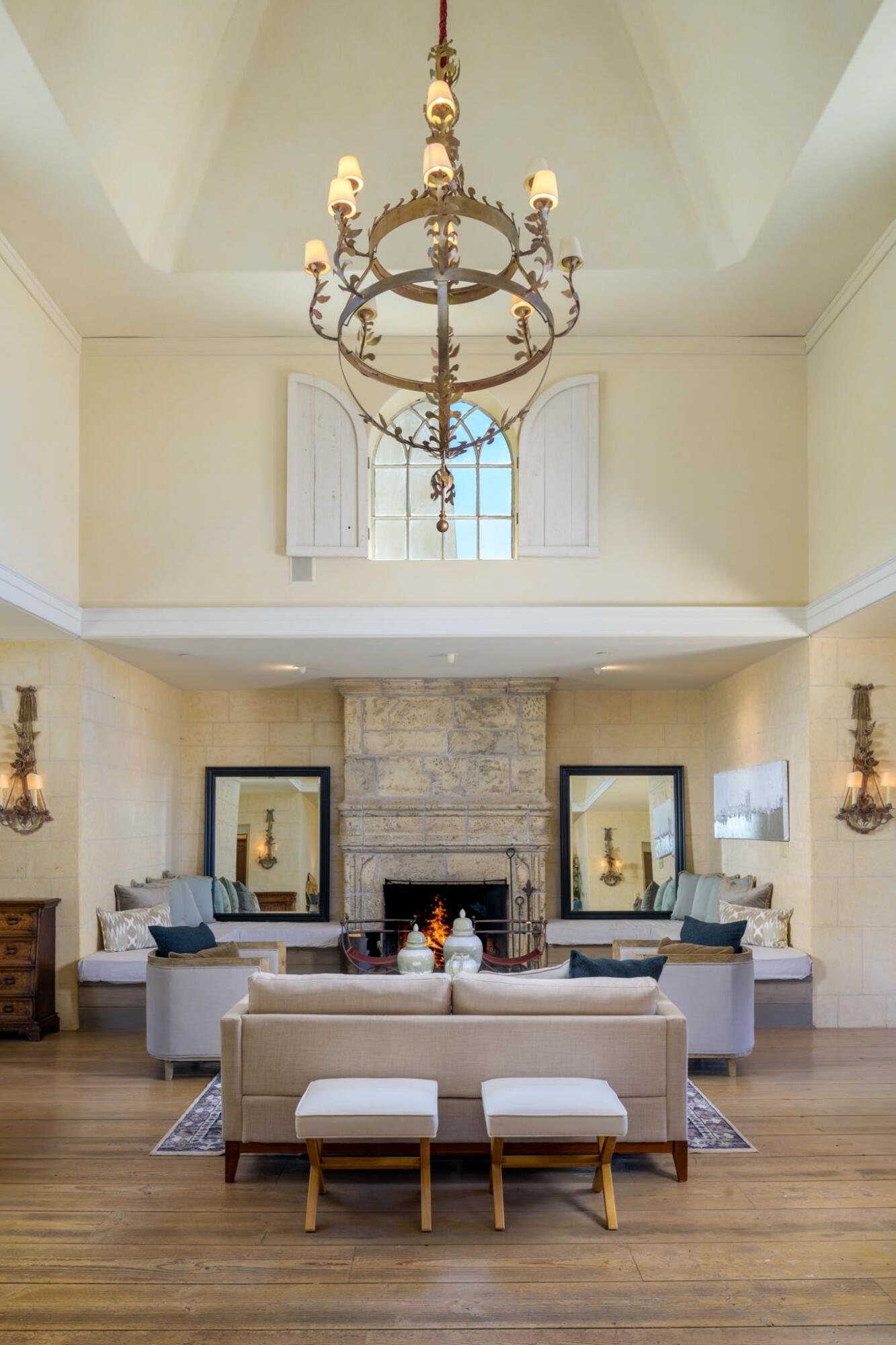 2899 Hidden Valley Lane