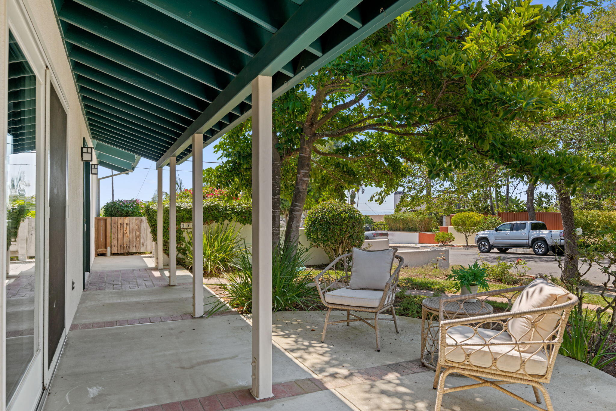 1749 La Coronilla Drive