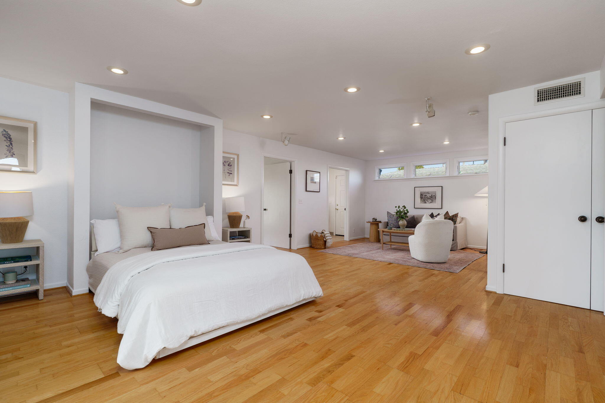 1749 La Coronilla Drive