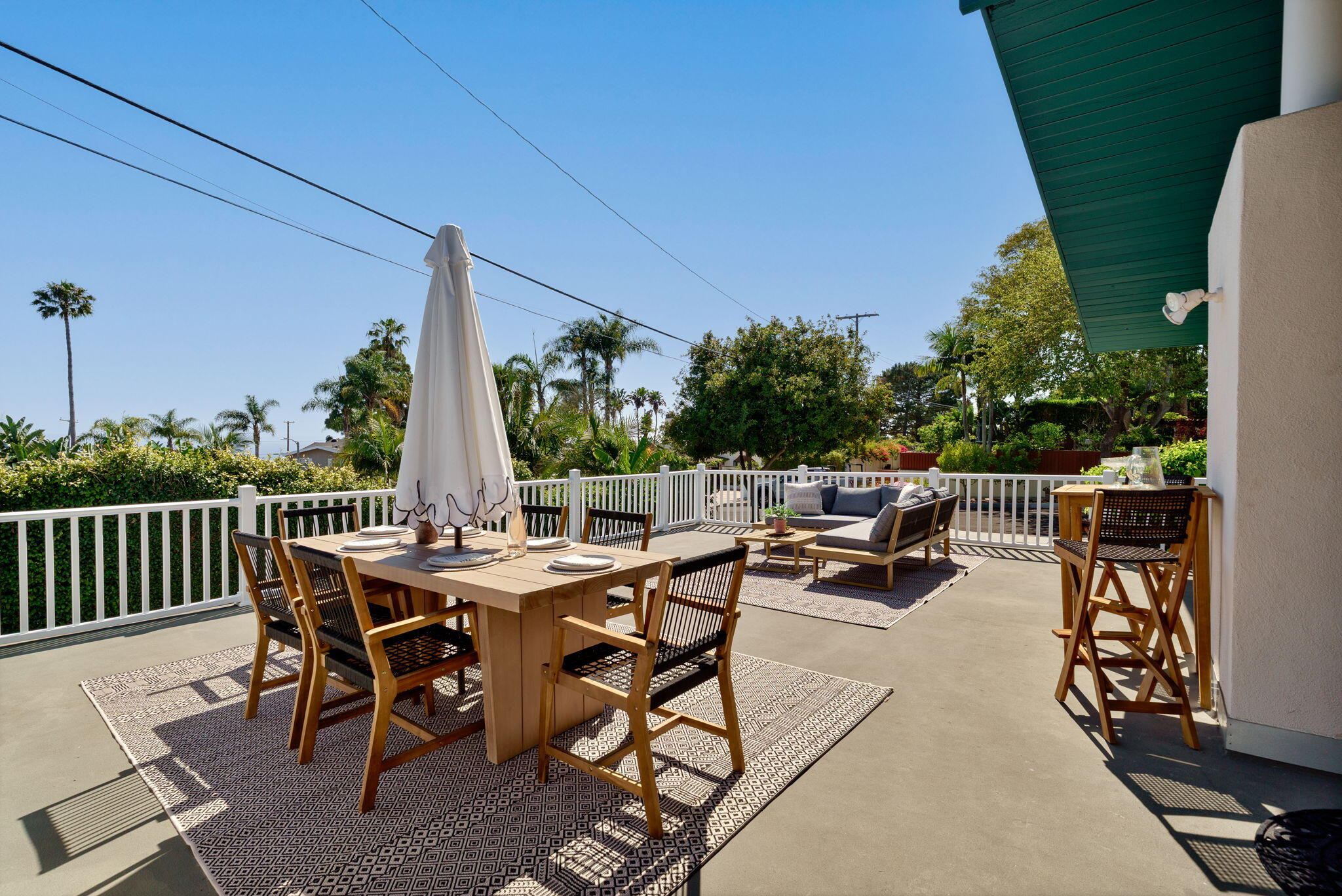 1749 La Coronilla Drive