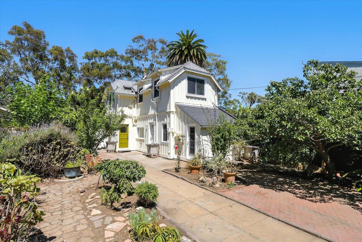 822 Orange Avenue